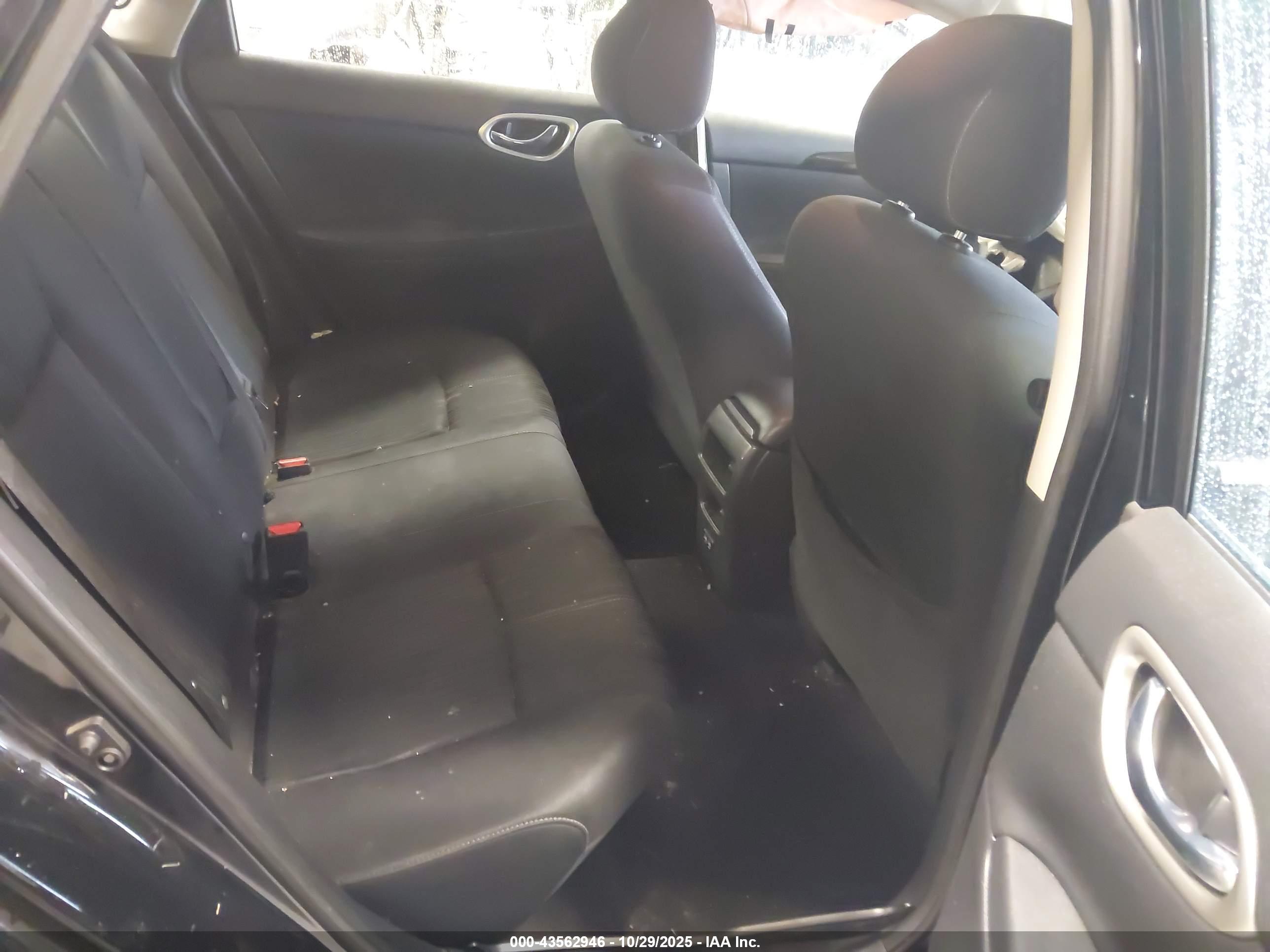 NISSAN SENTRA image 8