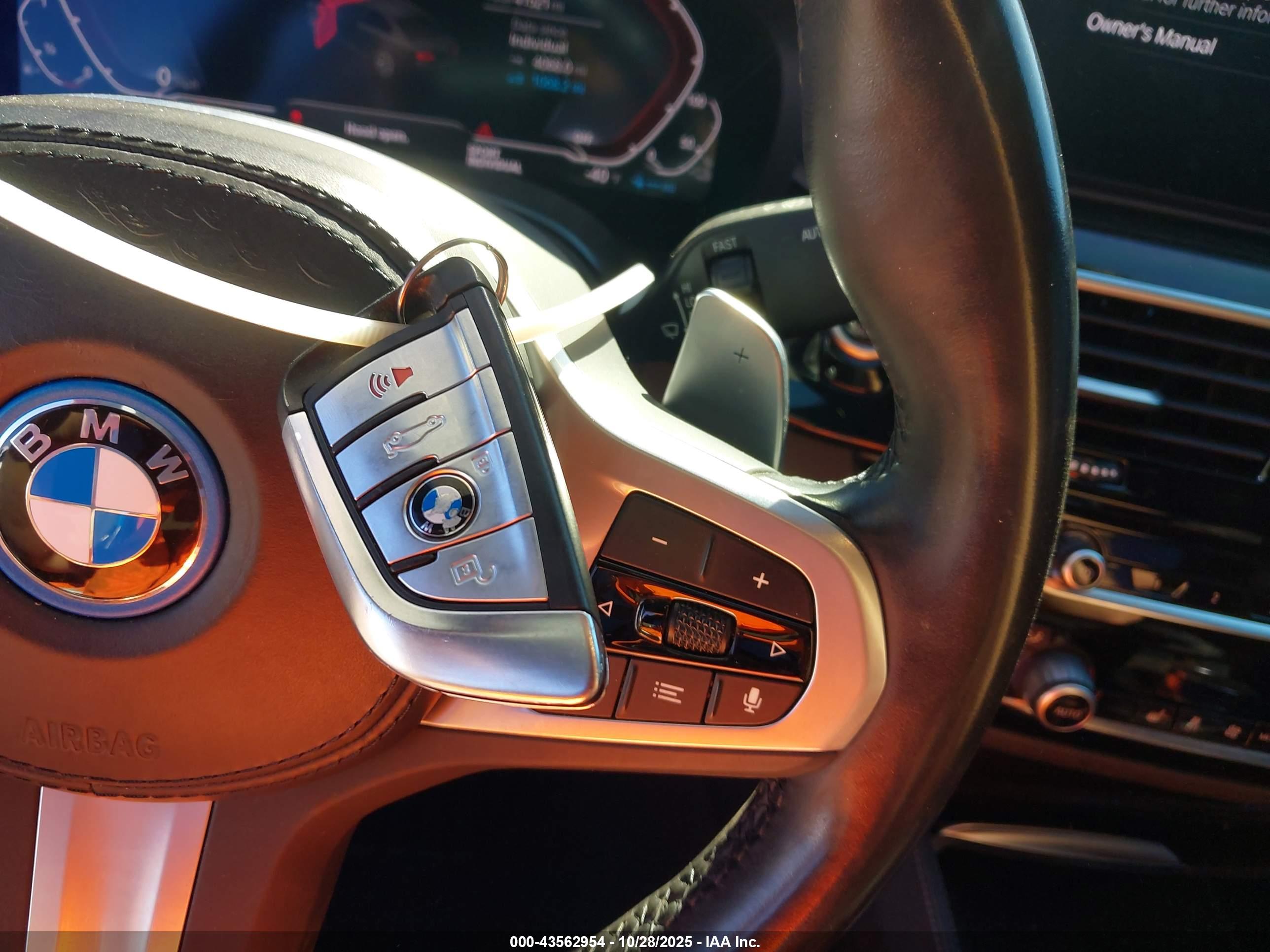 BMW 530E image 11
