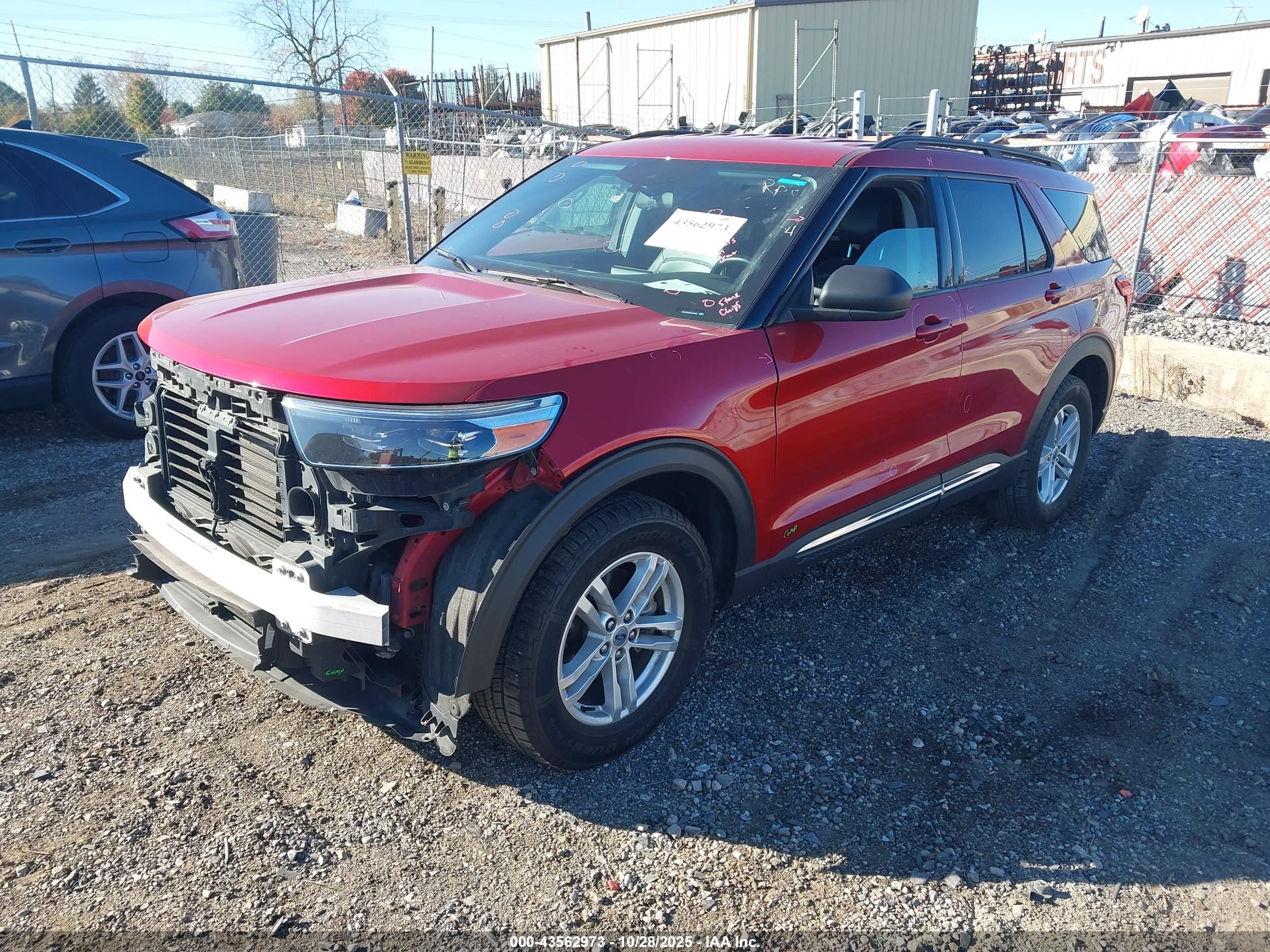 FORD EXPLORER image 2