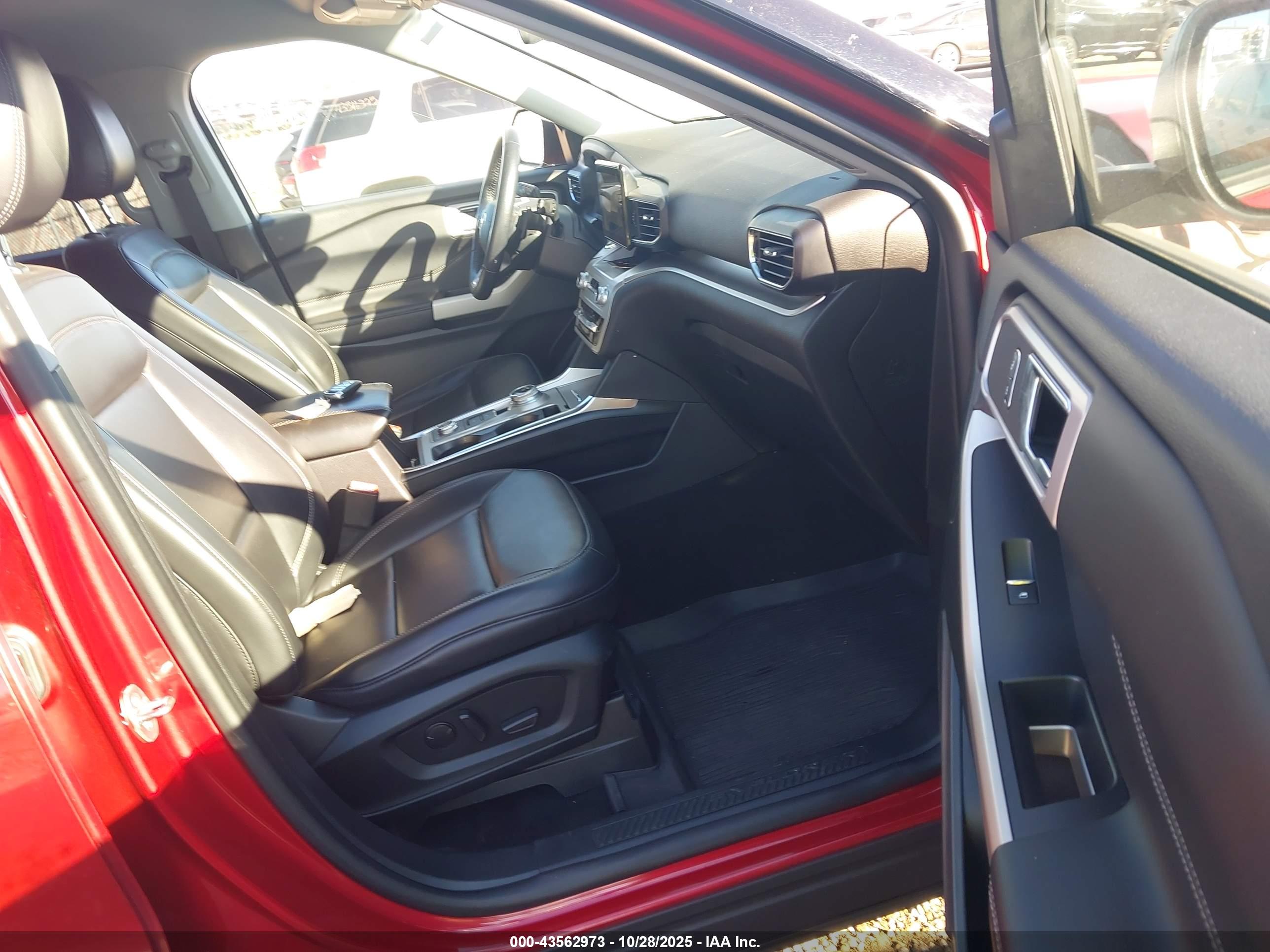 FORD EXPLORER image 5