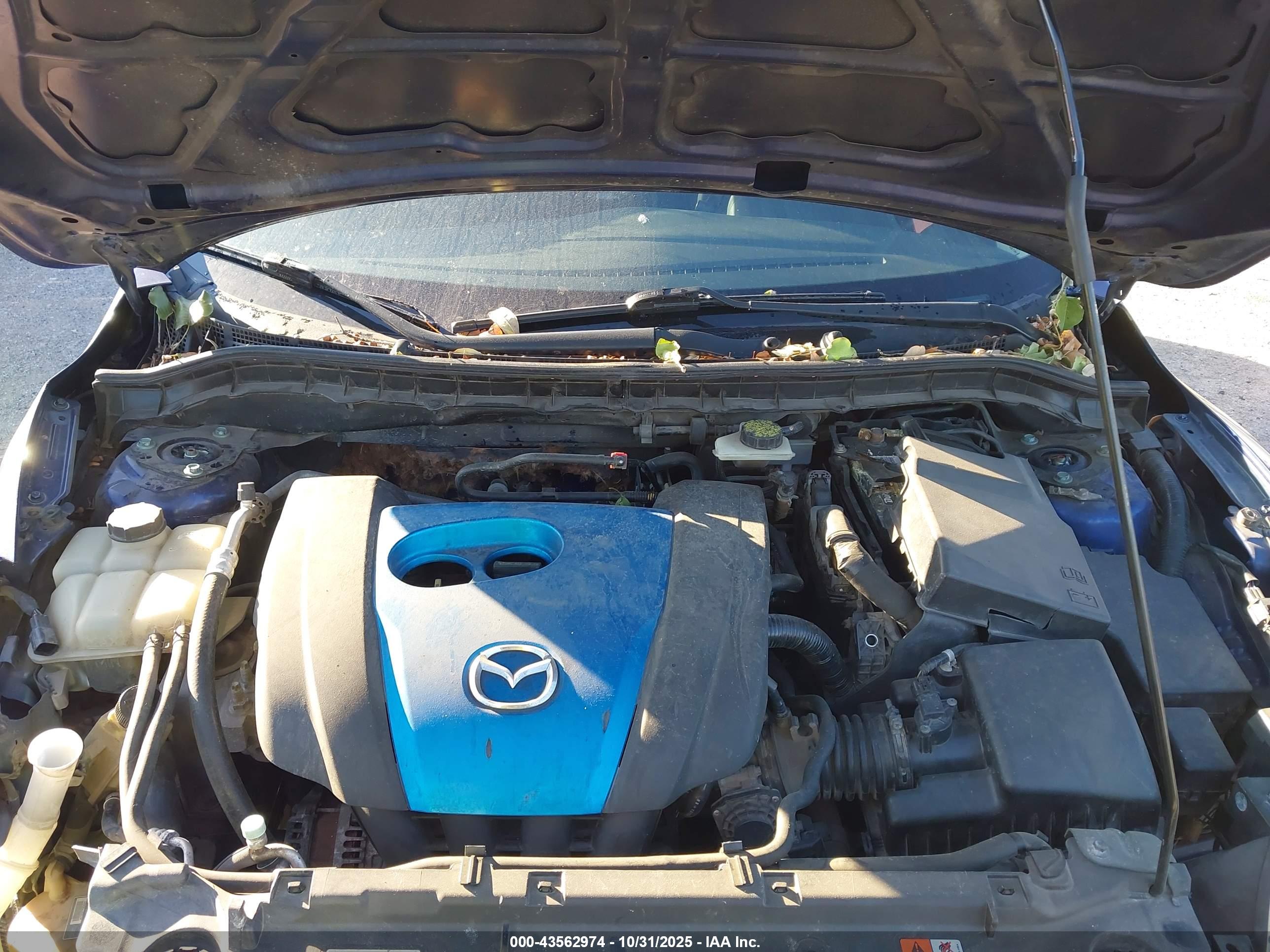 MAZDA MAZDA3 image 10