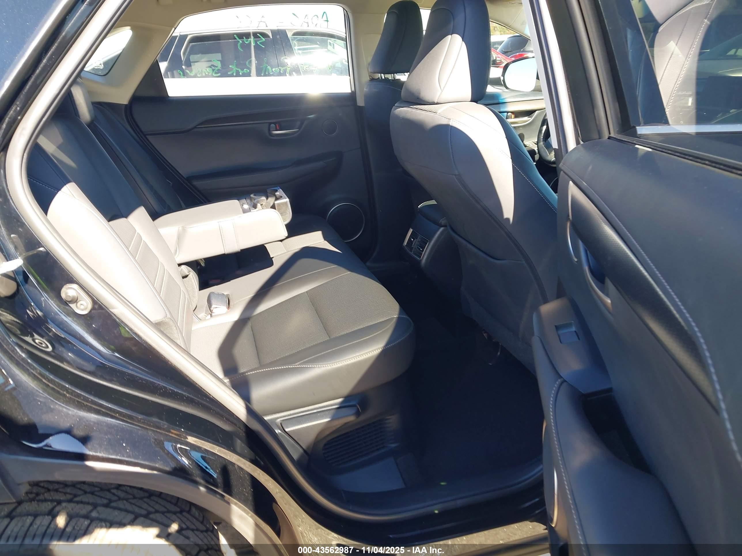 LEXUS NX image 8