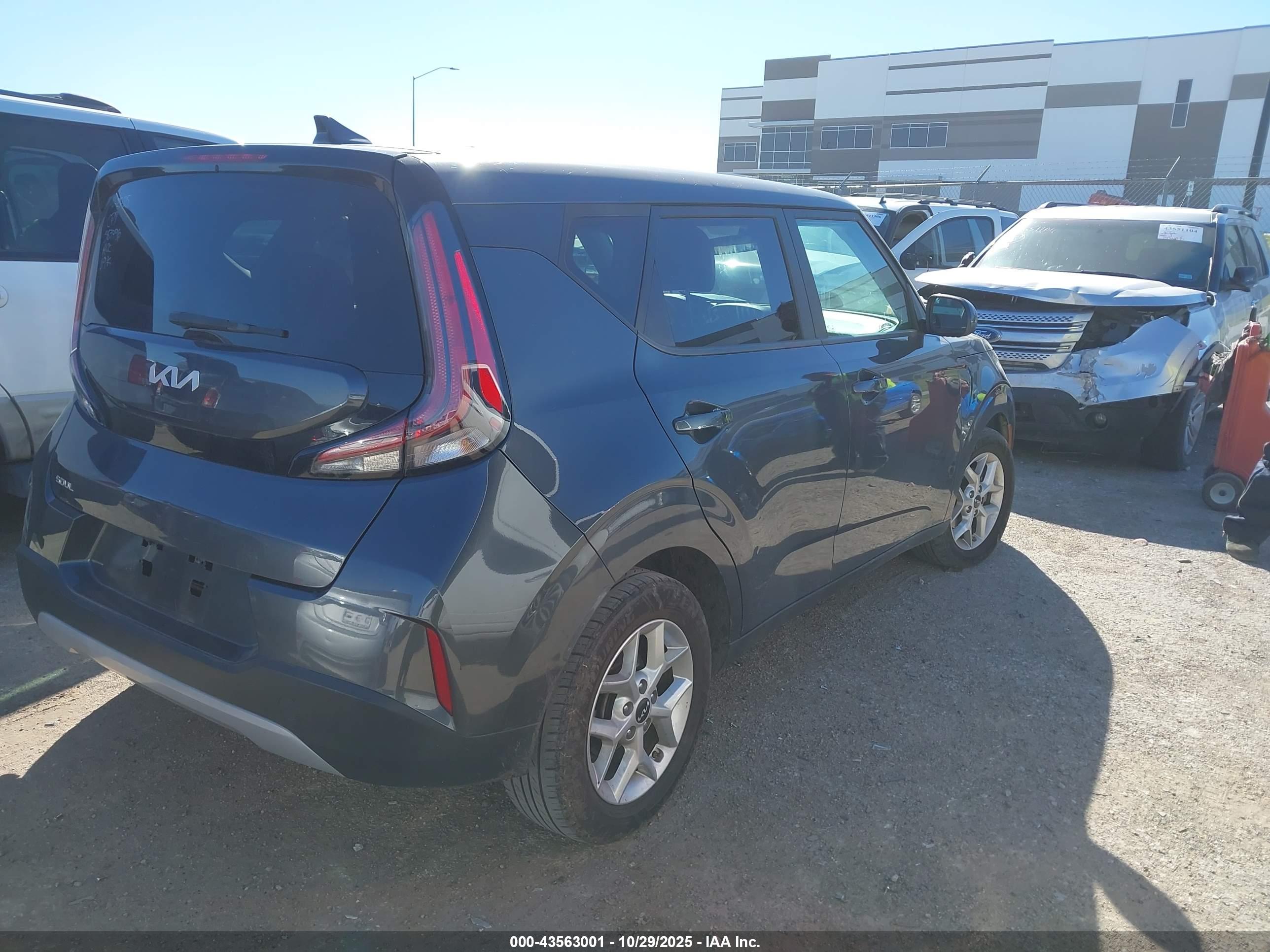 KIA SOUL image 4