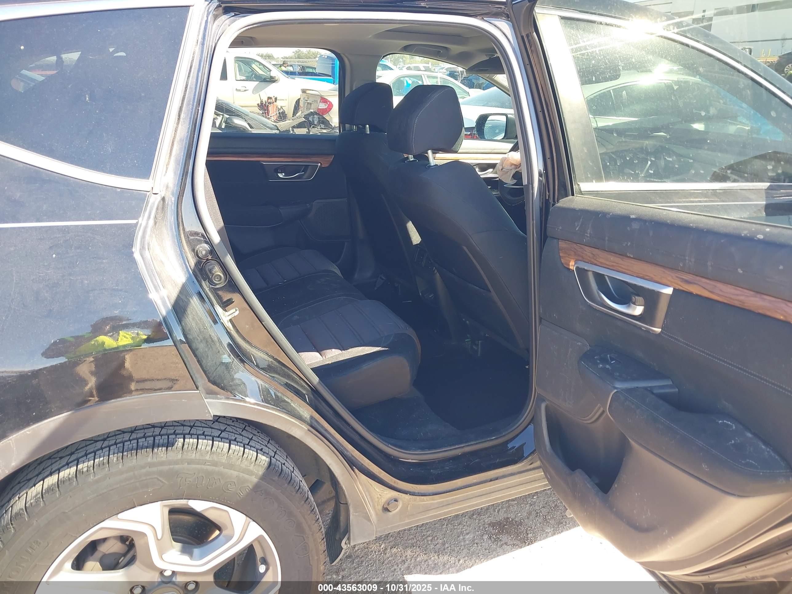 HONDA CR-V image 8