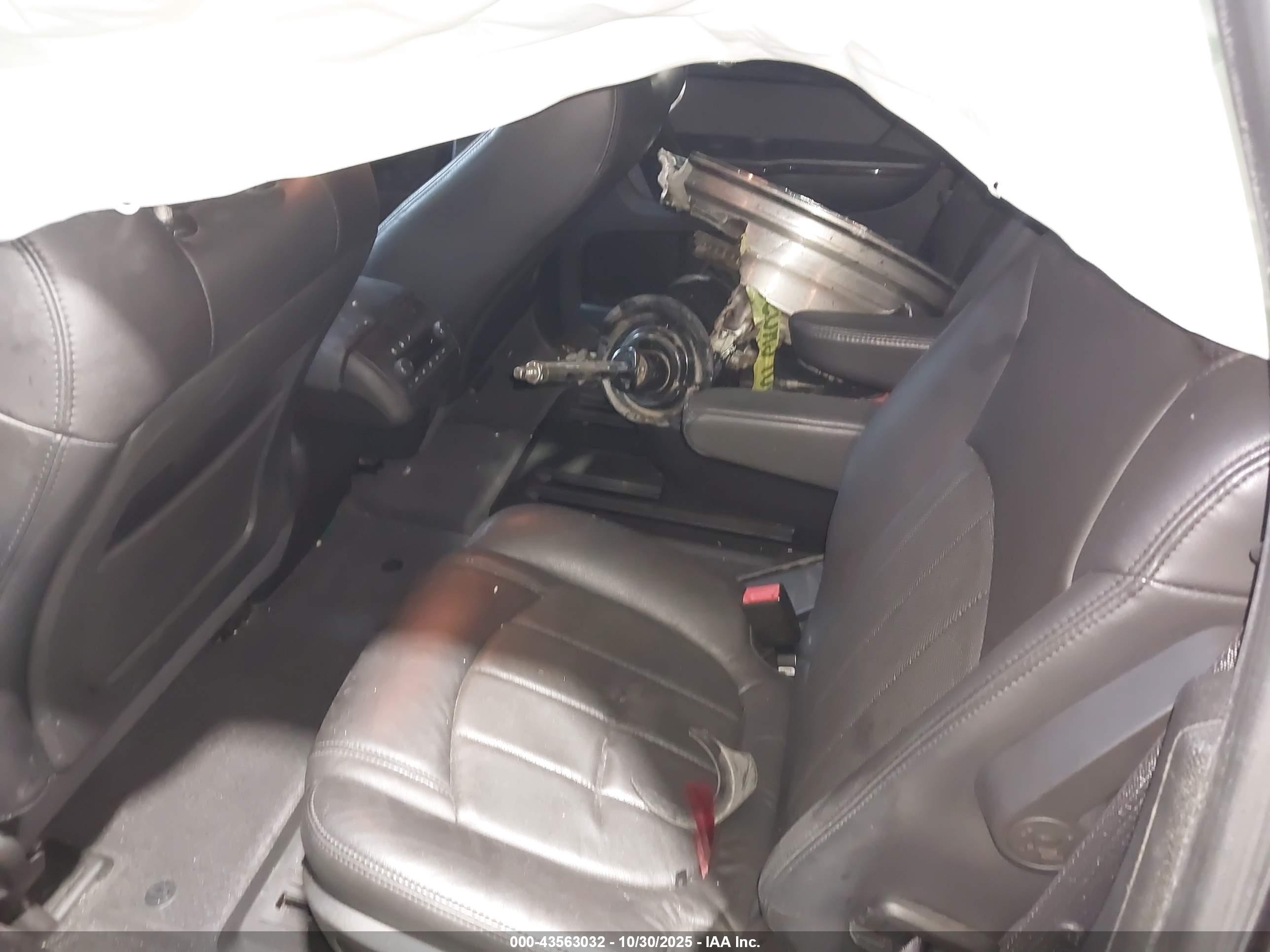 GMC ACADIA image 8