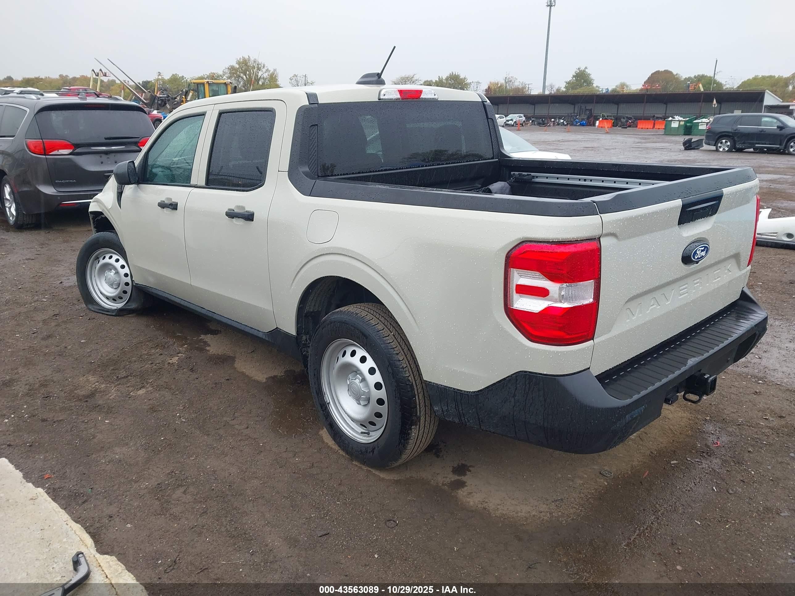 FORD MAVERICK image 3