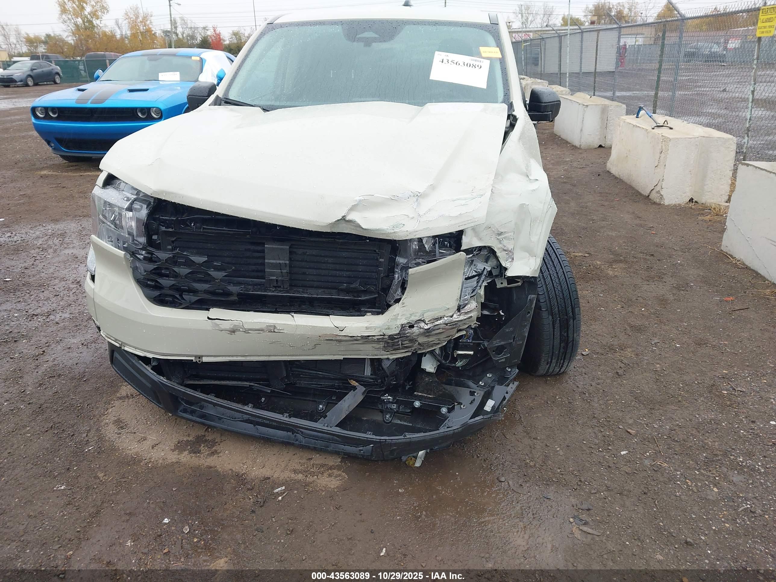 FORD MAVERICK image 6