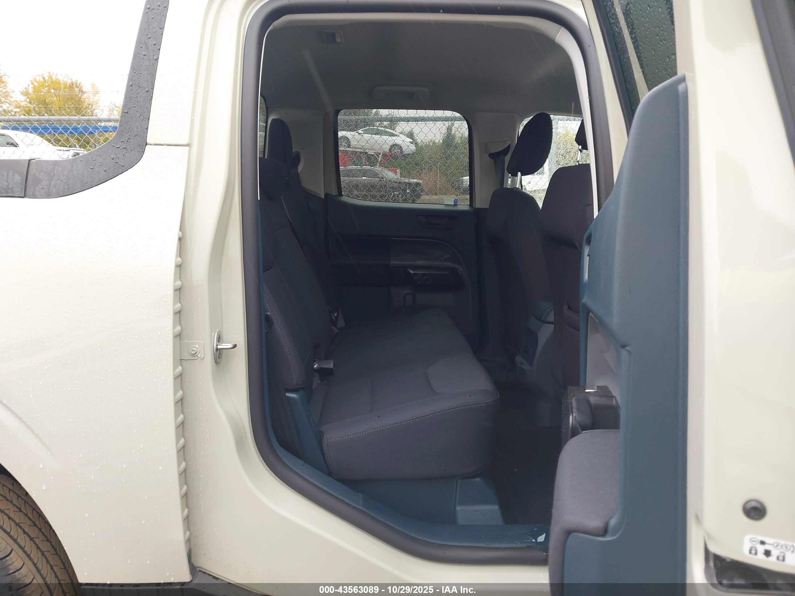 FORD MAVERICK image 8