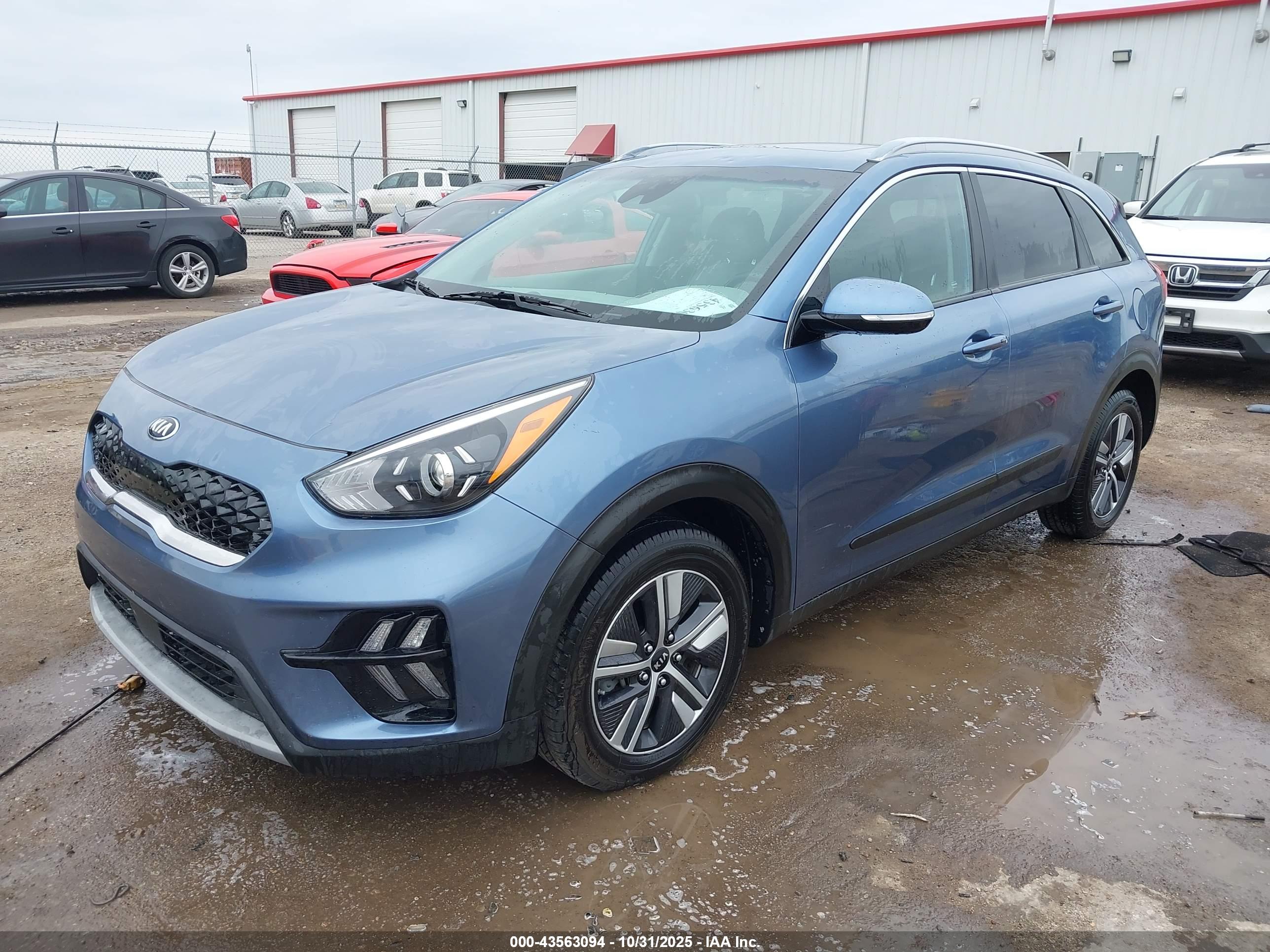 KIA NIRO image 2