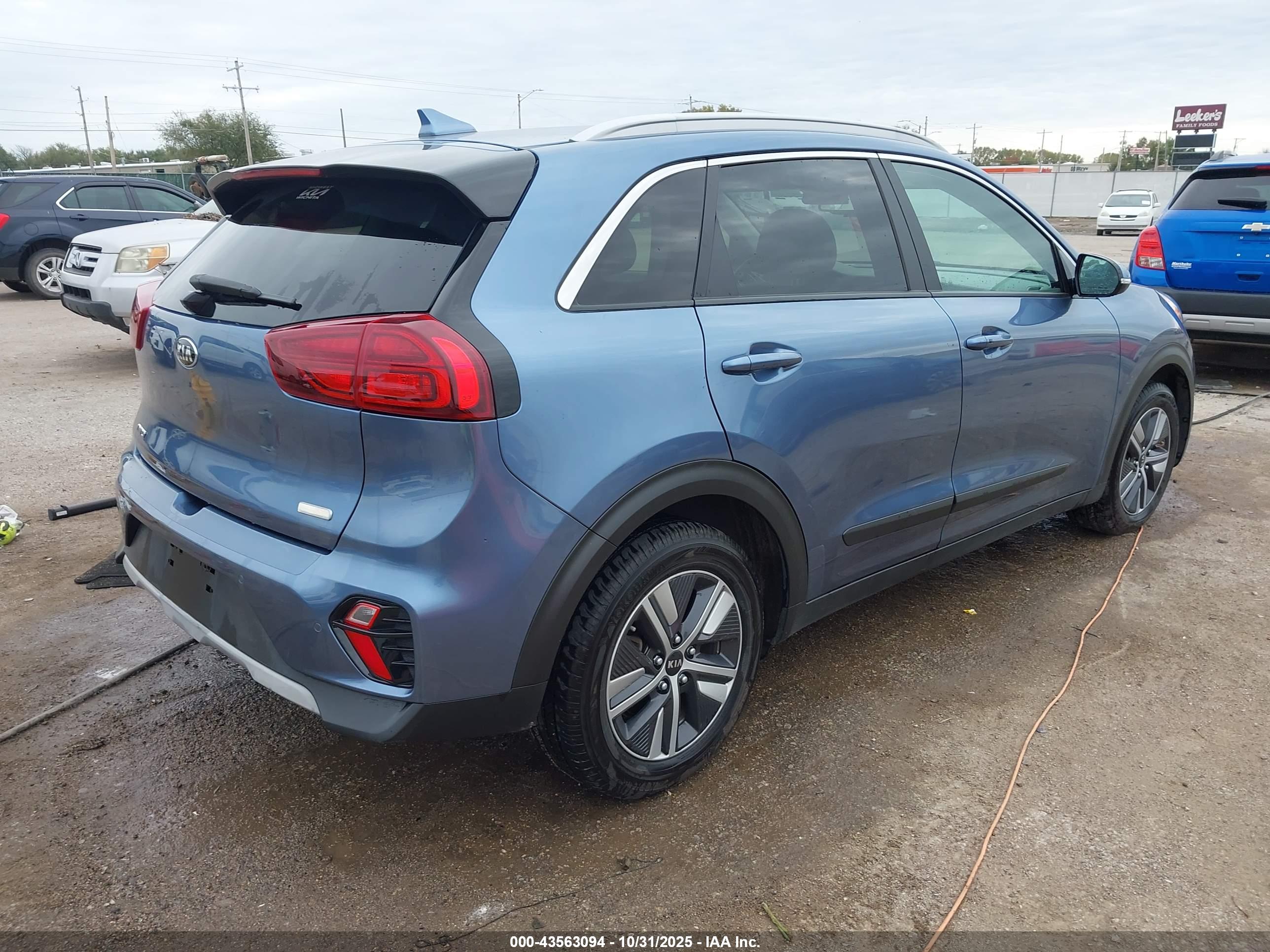 KIA NIRO image 4