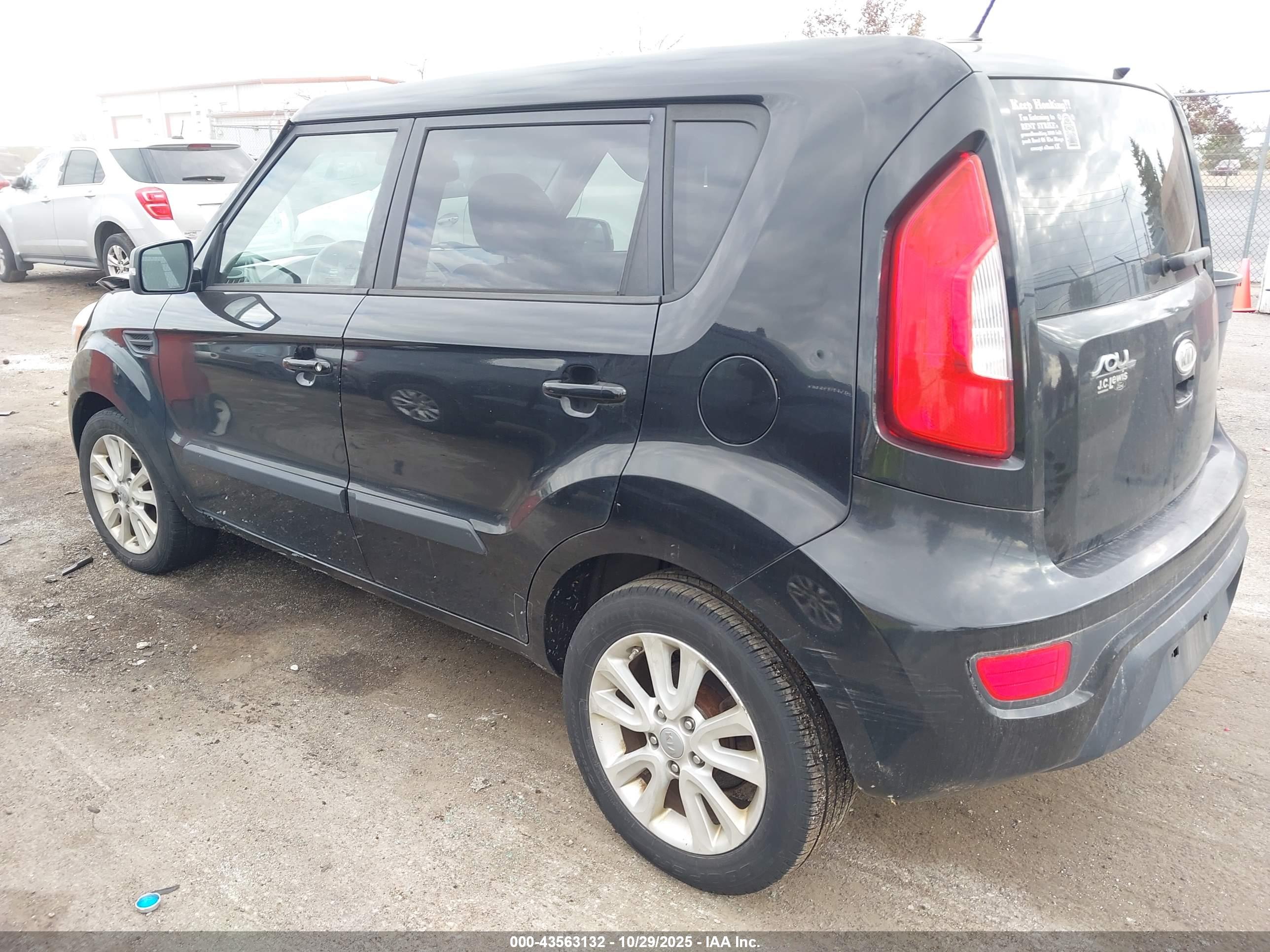 KIA SOUL image 3