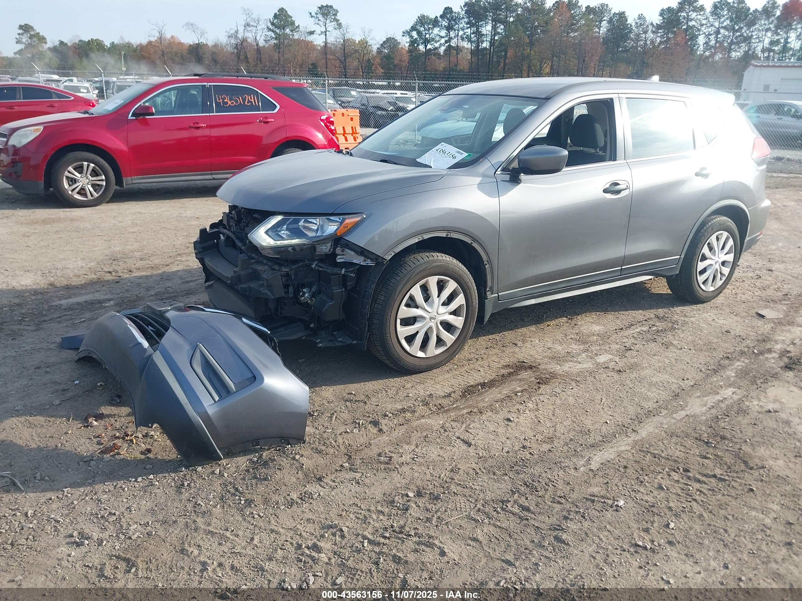 NISSAN ROGUE image 2