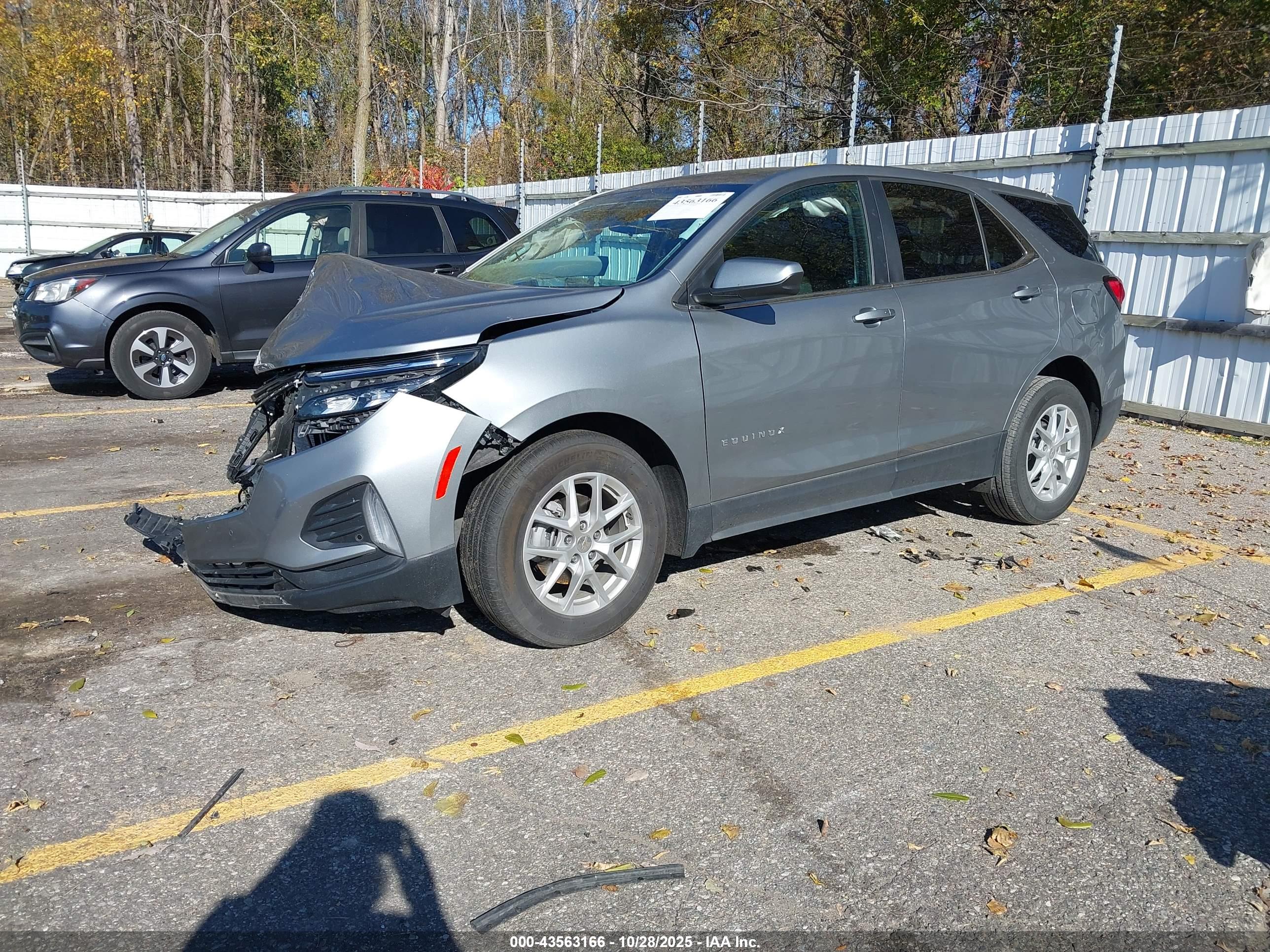 CHEVROLET EQUINOX image 2