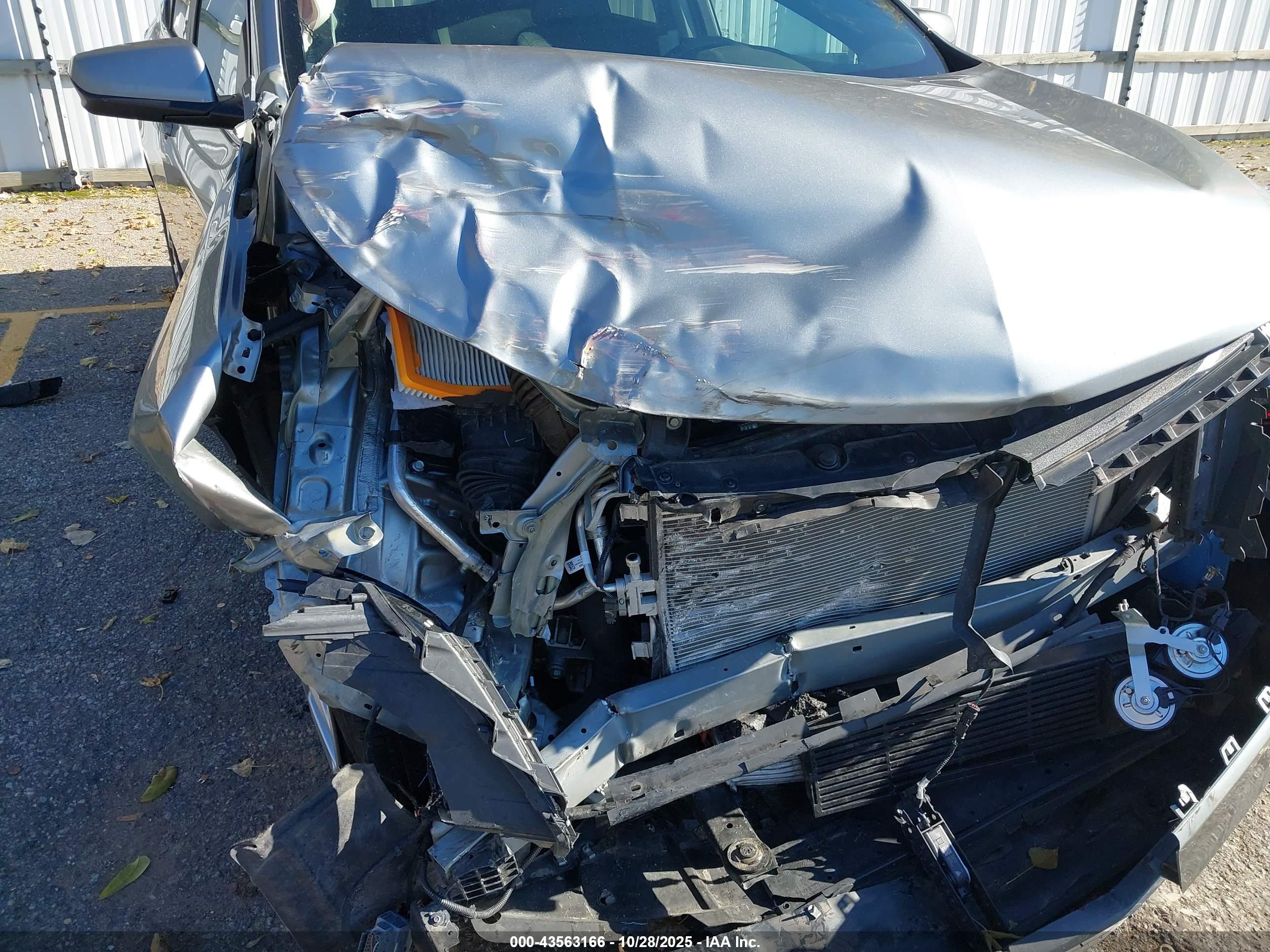 CHEVROLET EQUINOX image 6