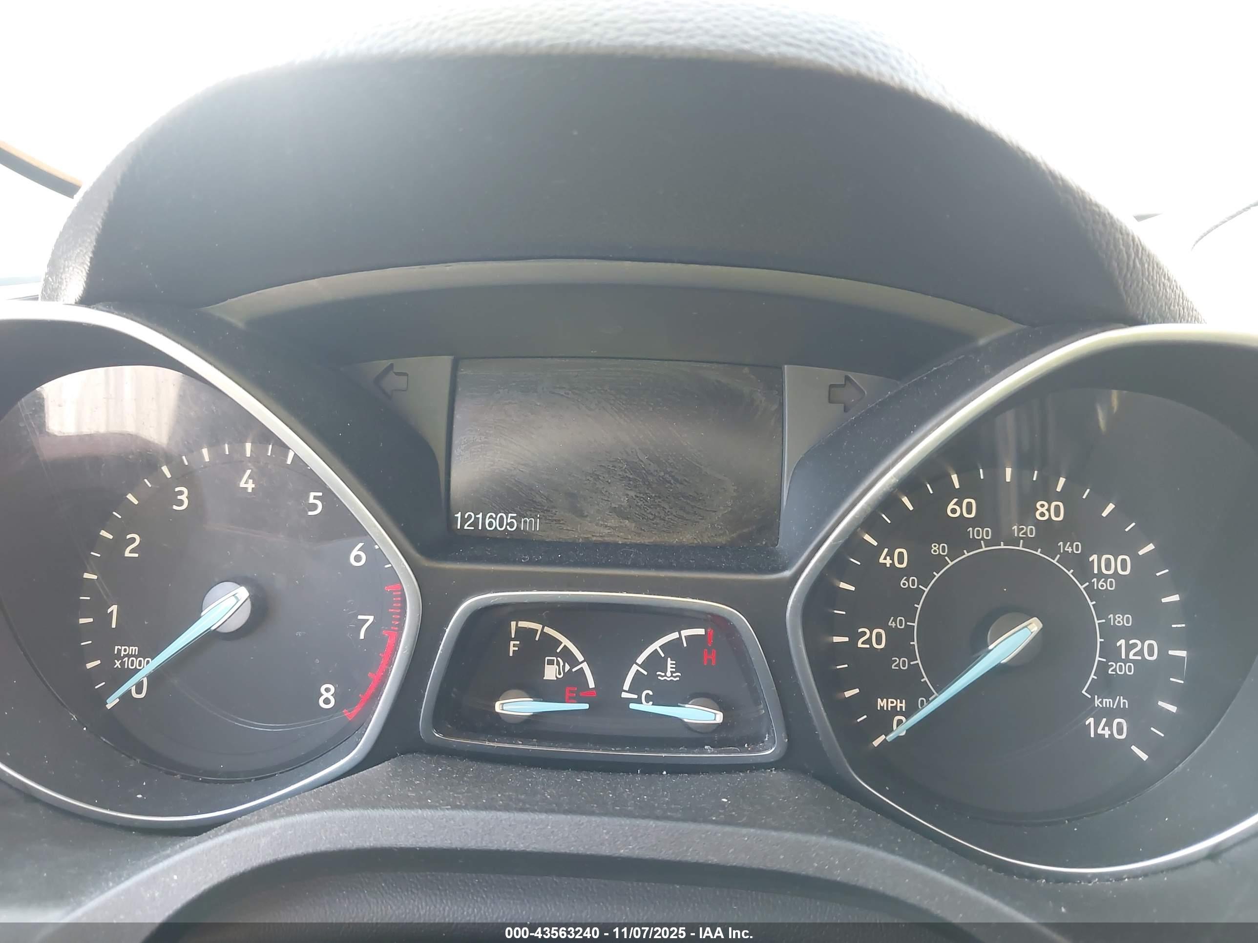 FORD ESCAPE image 7