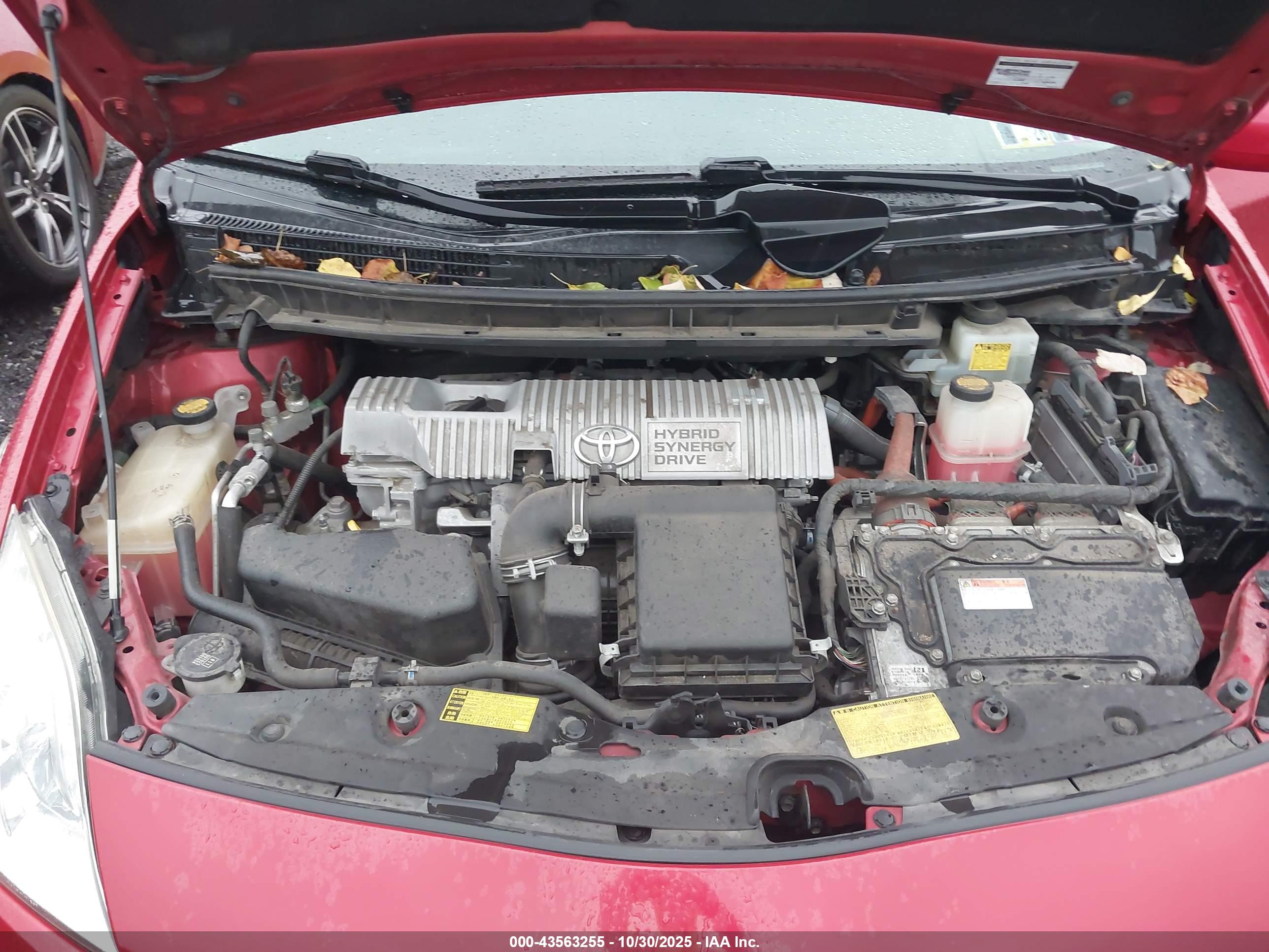 TOYOTA PRIUS image 10