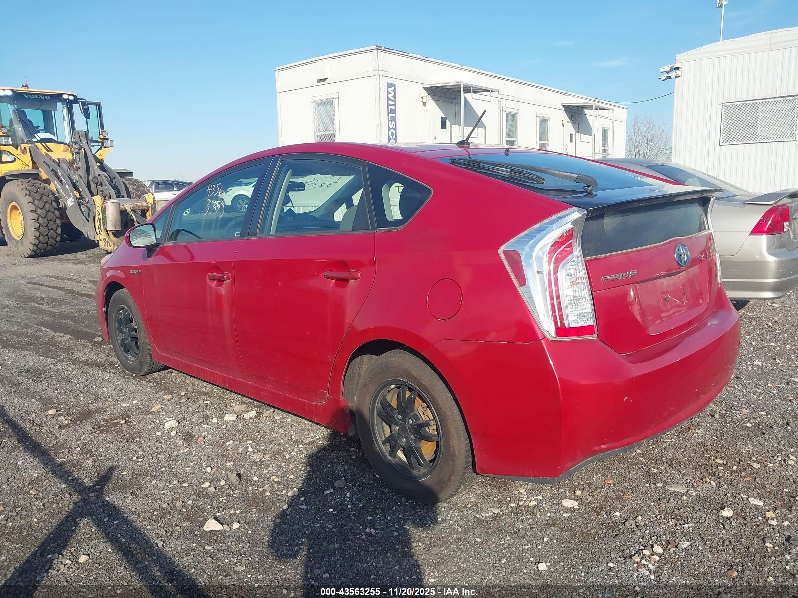 TOYOTA PRIUS image 3