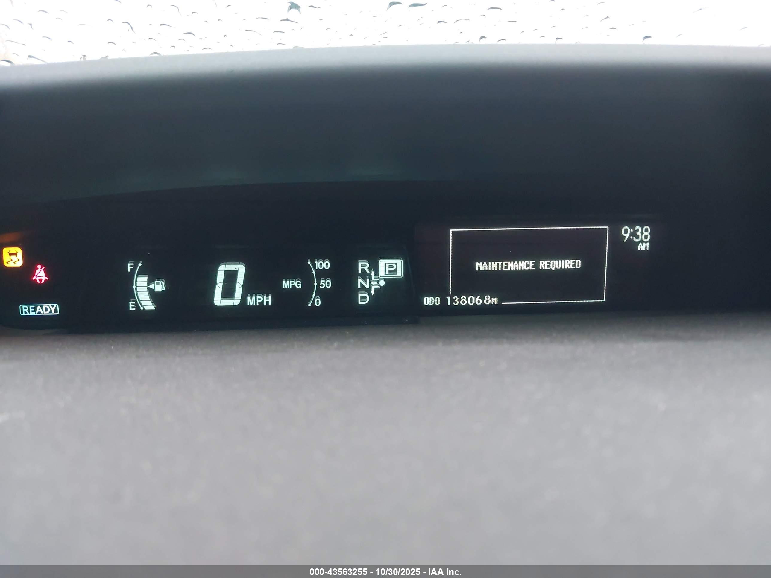 TOYOTA PRIUS image 7