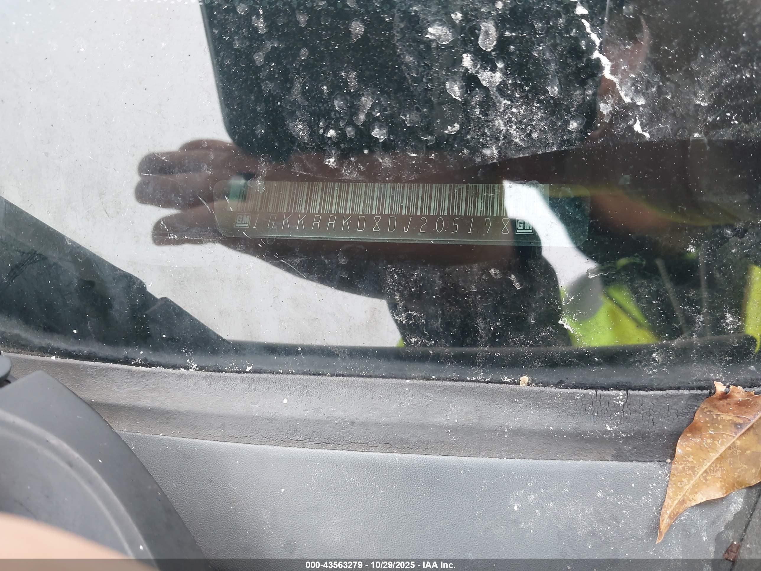 GMC ACADIA image 9