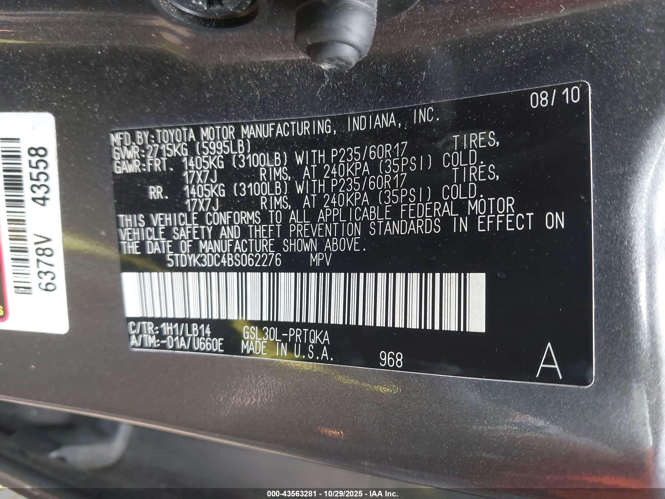 TOYOTA SIENNA image 9