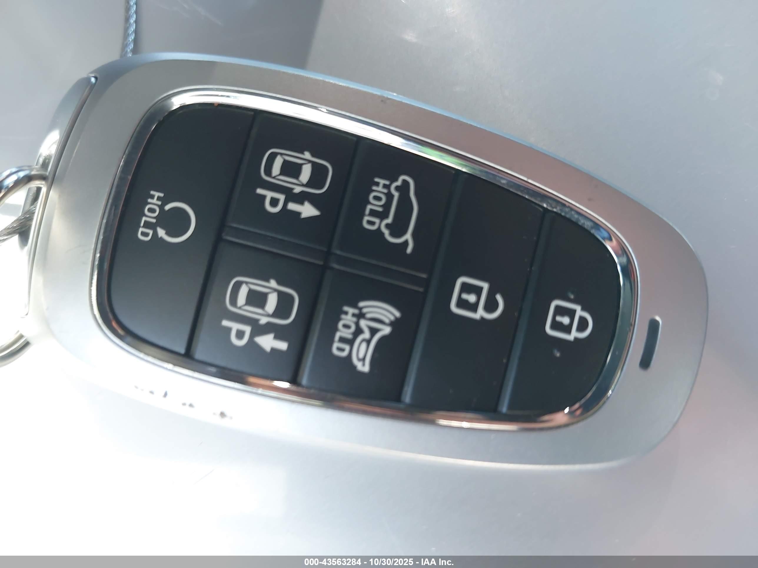 HYUNDAI PALISADE image 11