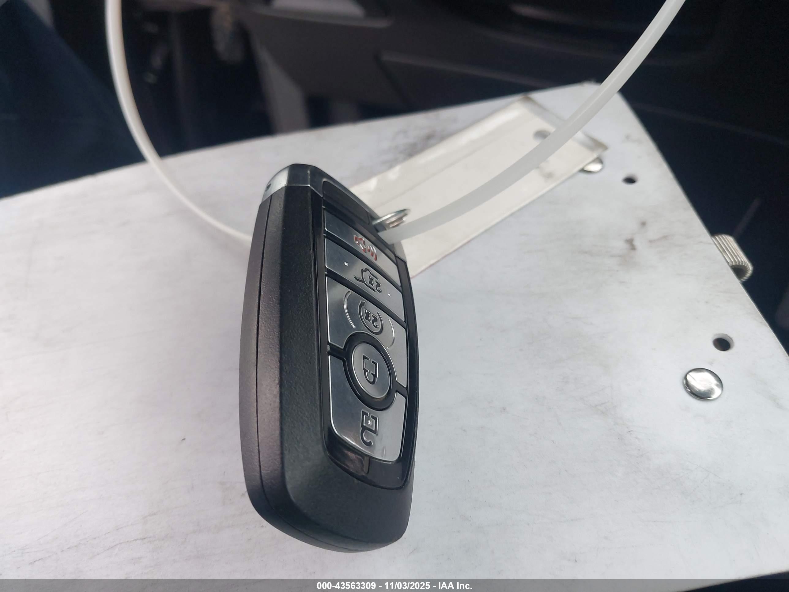 FORD EDGE image 11