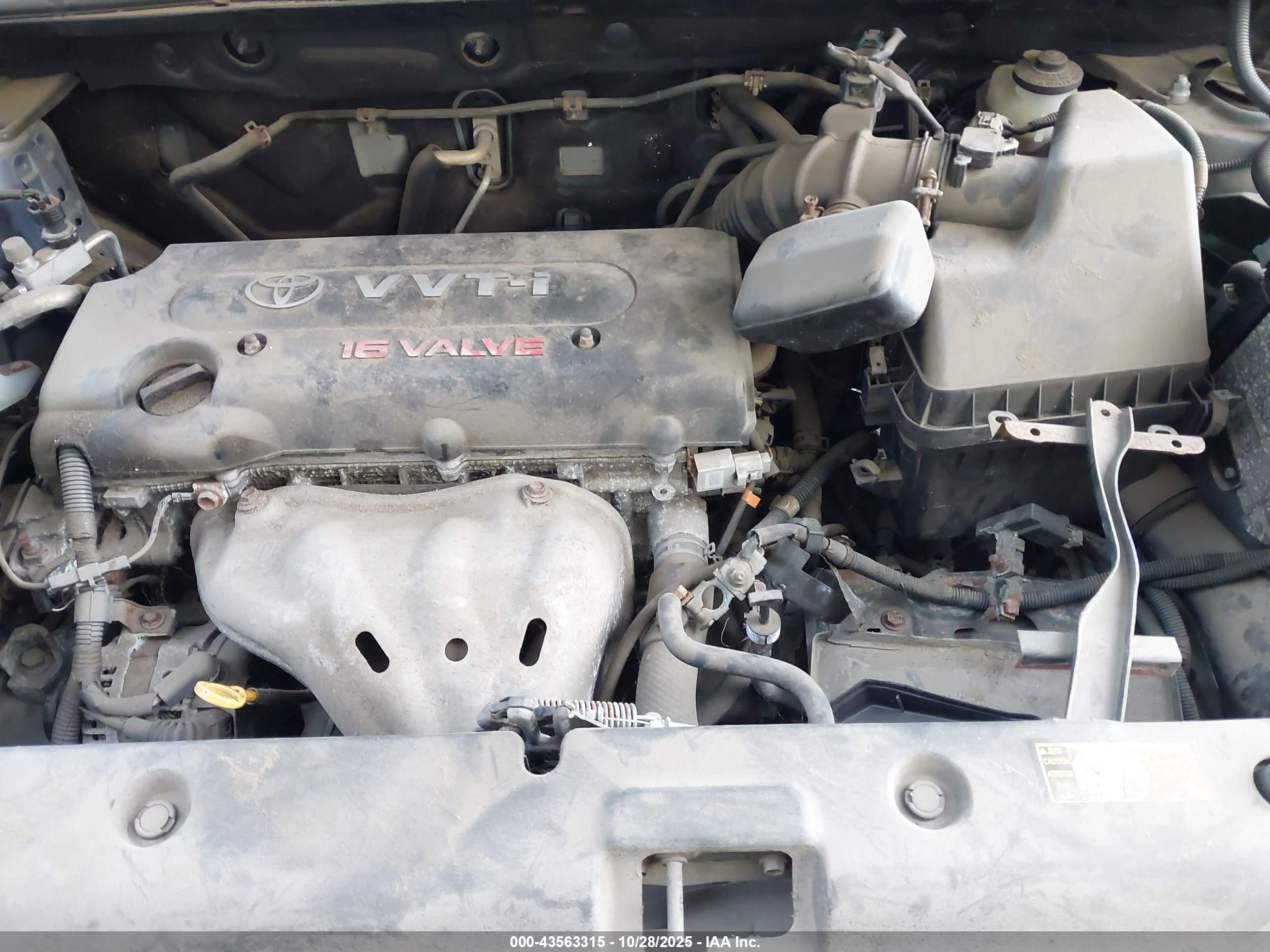 TOYOTA RAV4 image 10
