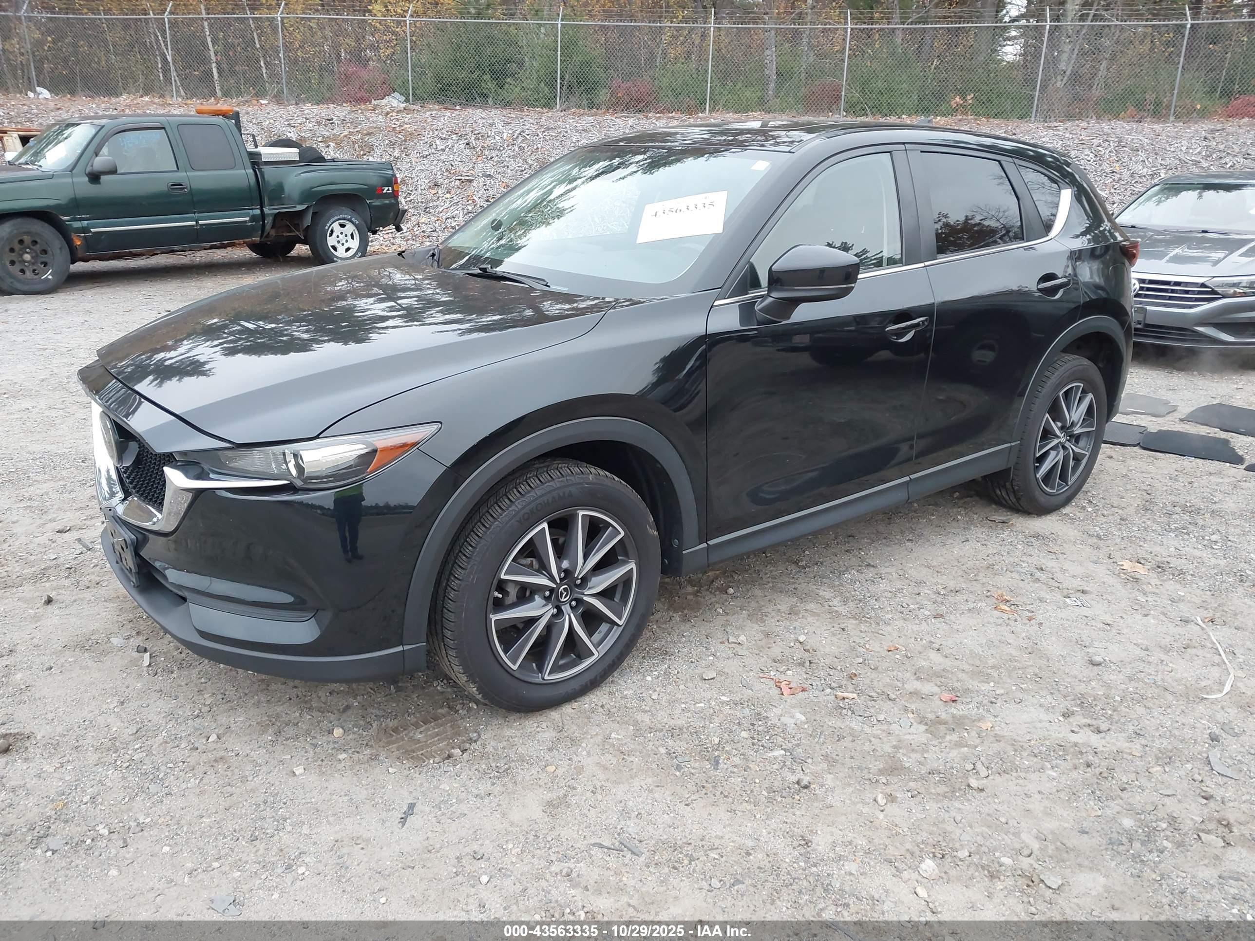 MAZDA CX-5 image 2