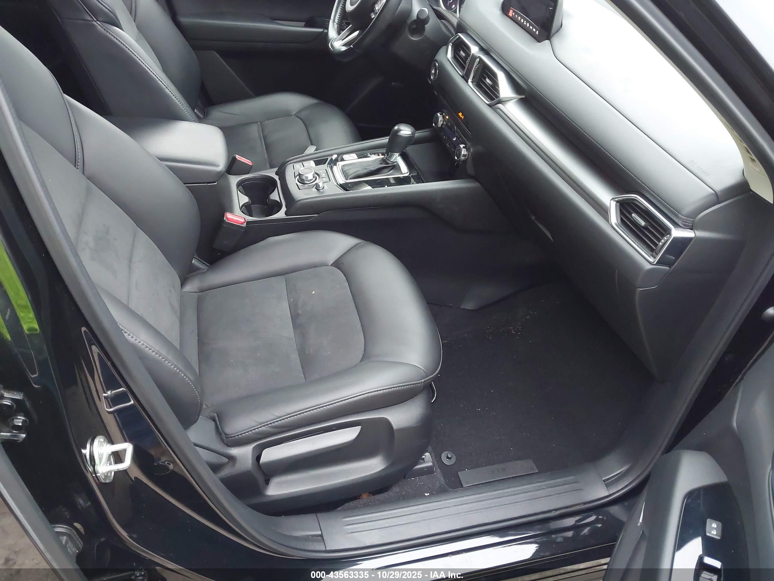 MAZDA CX-5 image 5