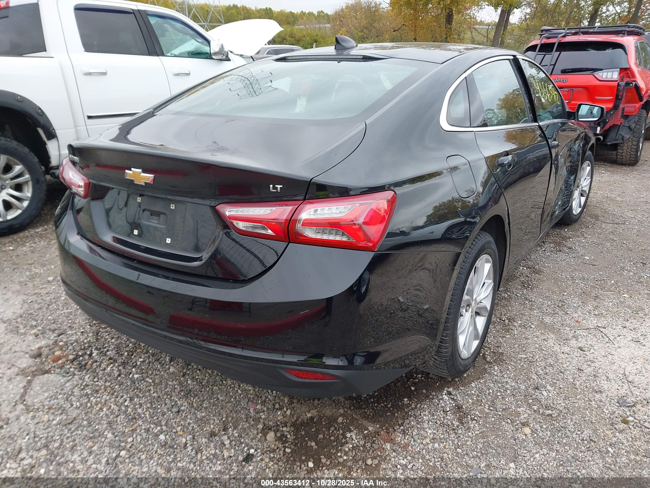 CHEVROLET MALIBU image 4