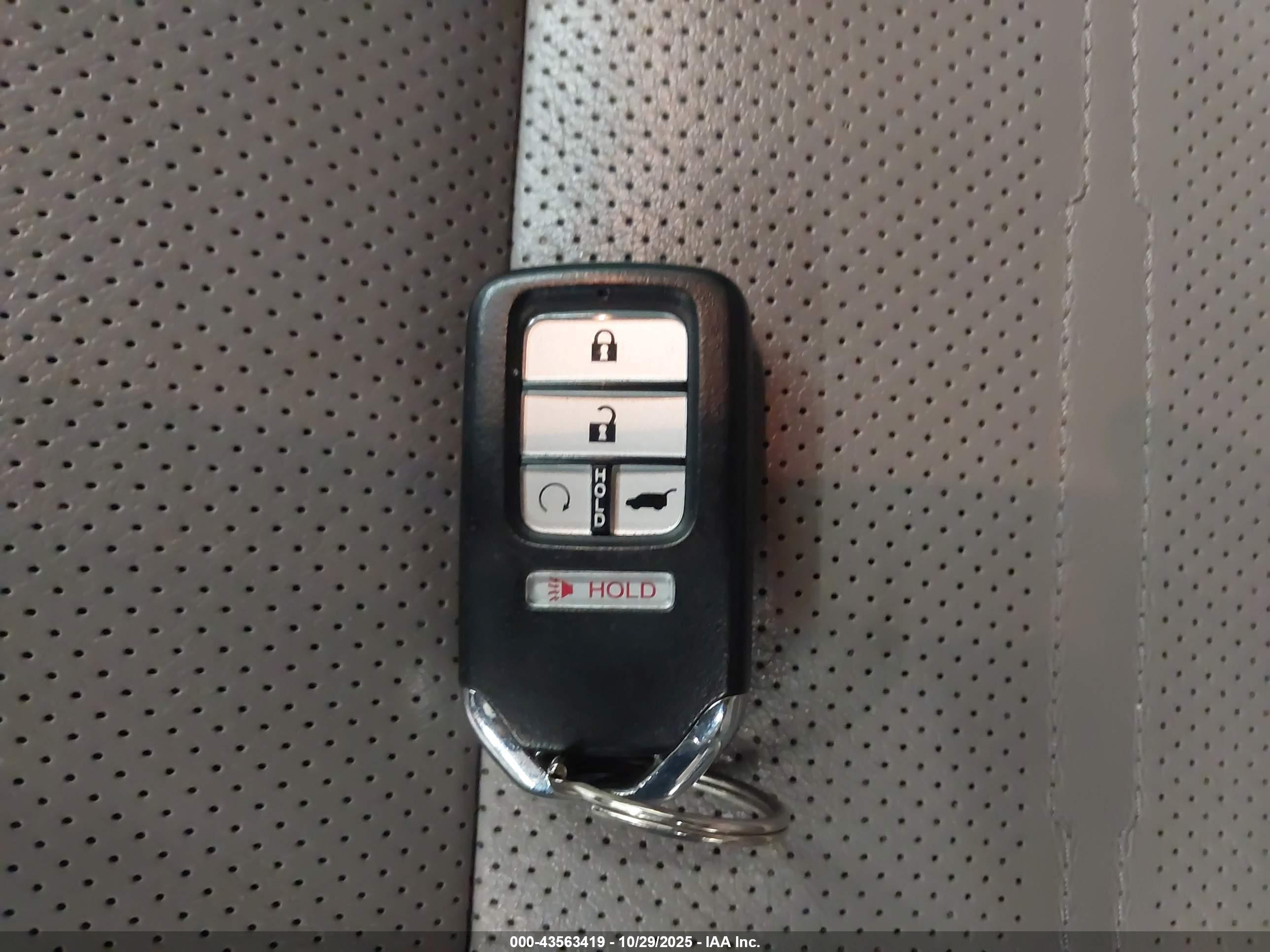 HONDA CR-V image 11