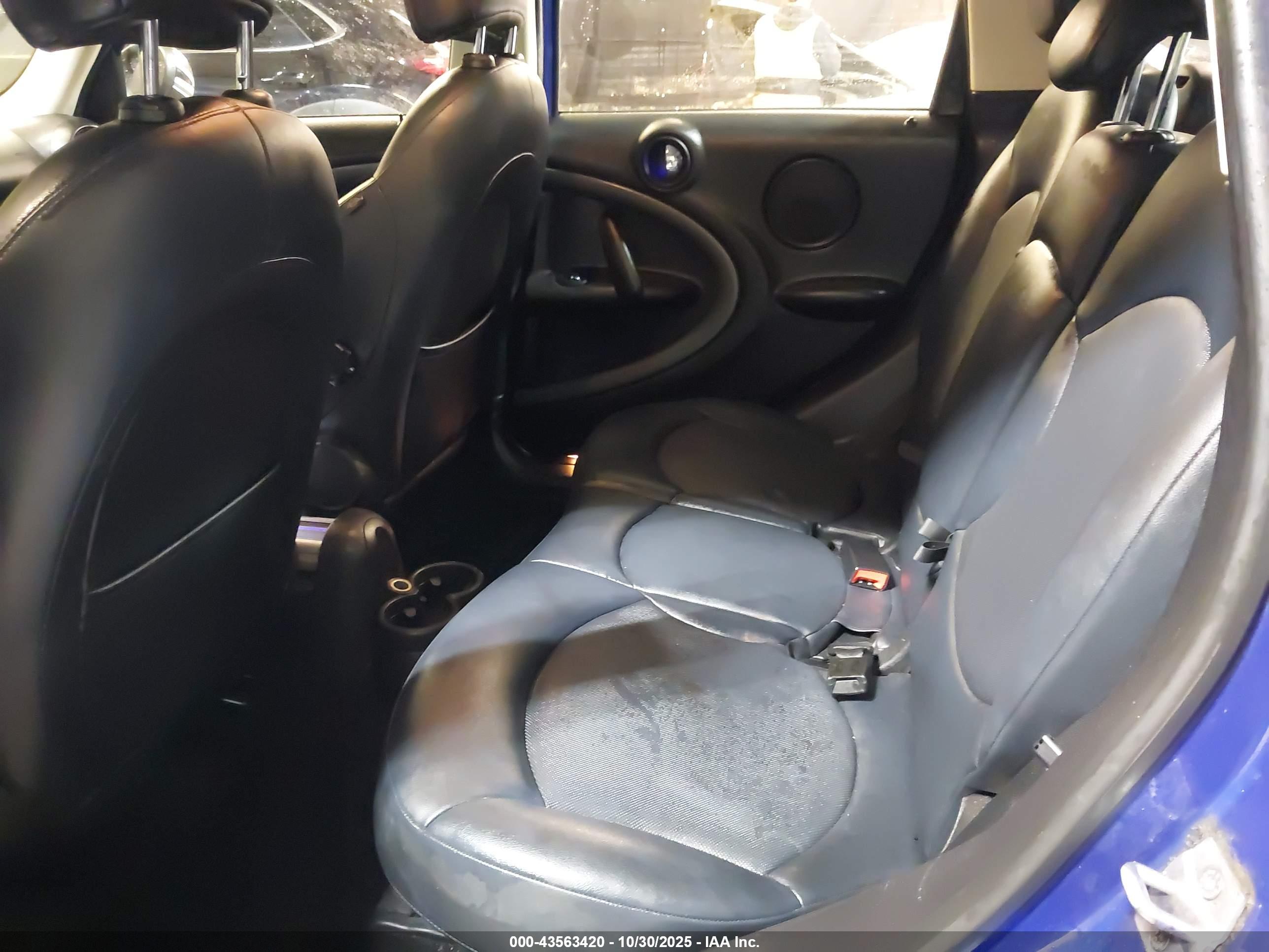 MINI COUNTRYMAN image 8