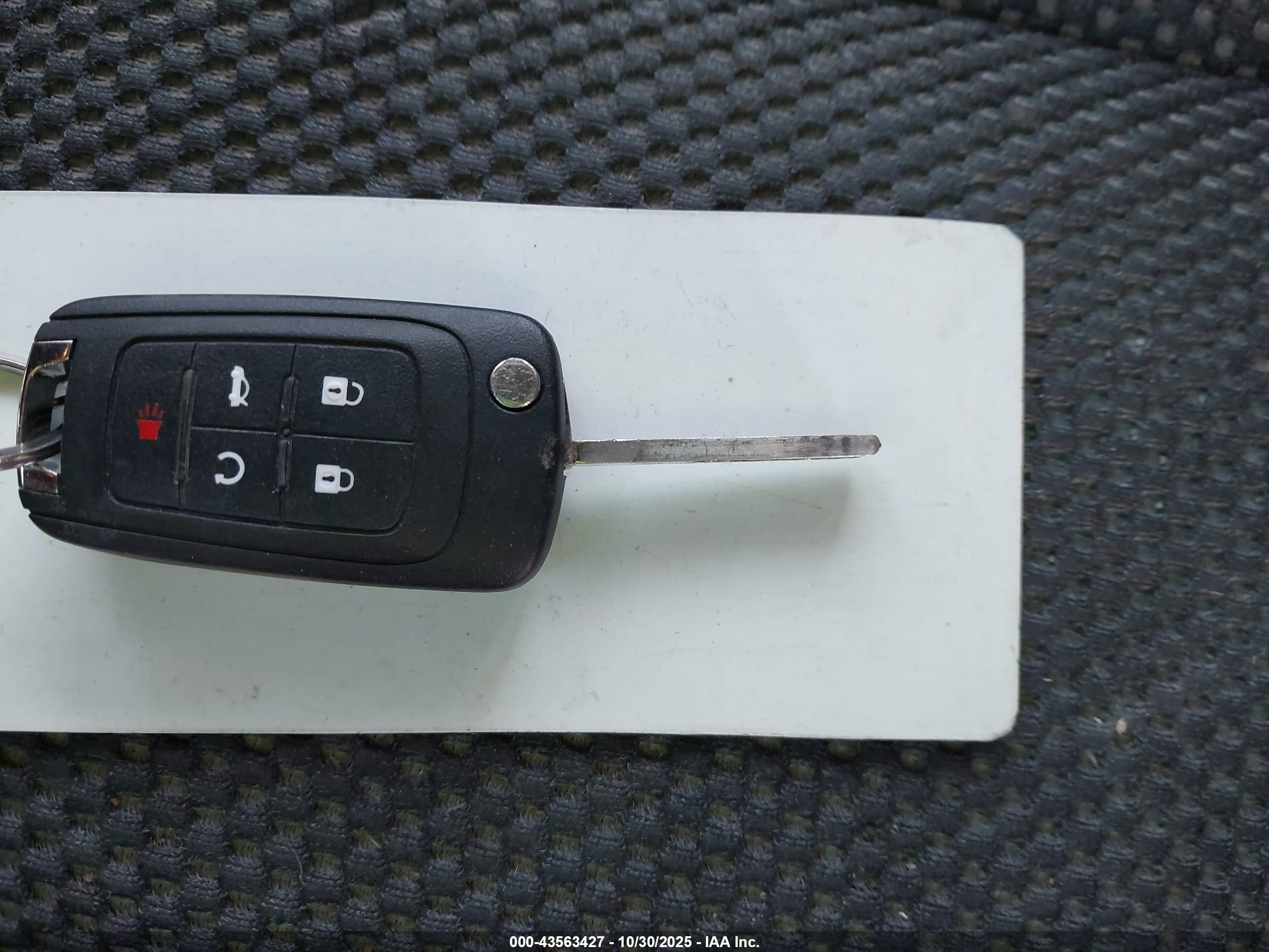 CHEVROLET EQUINOX image 11