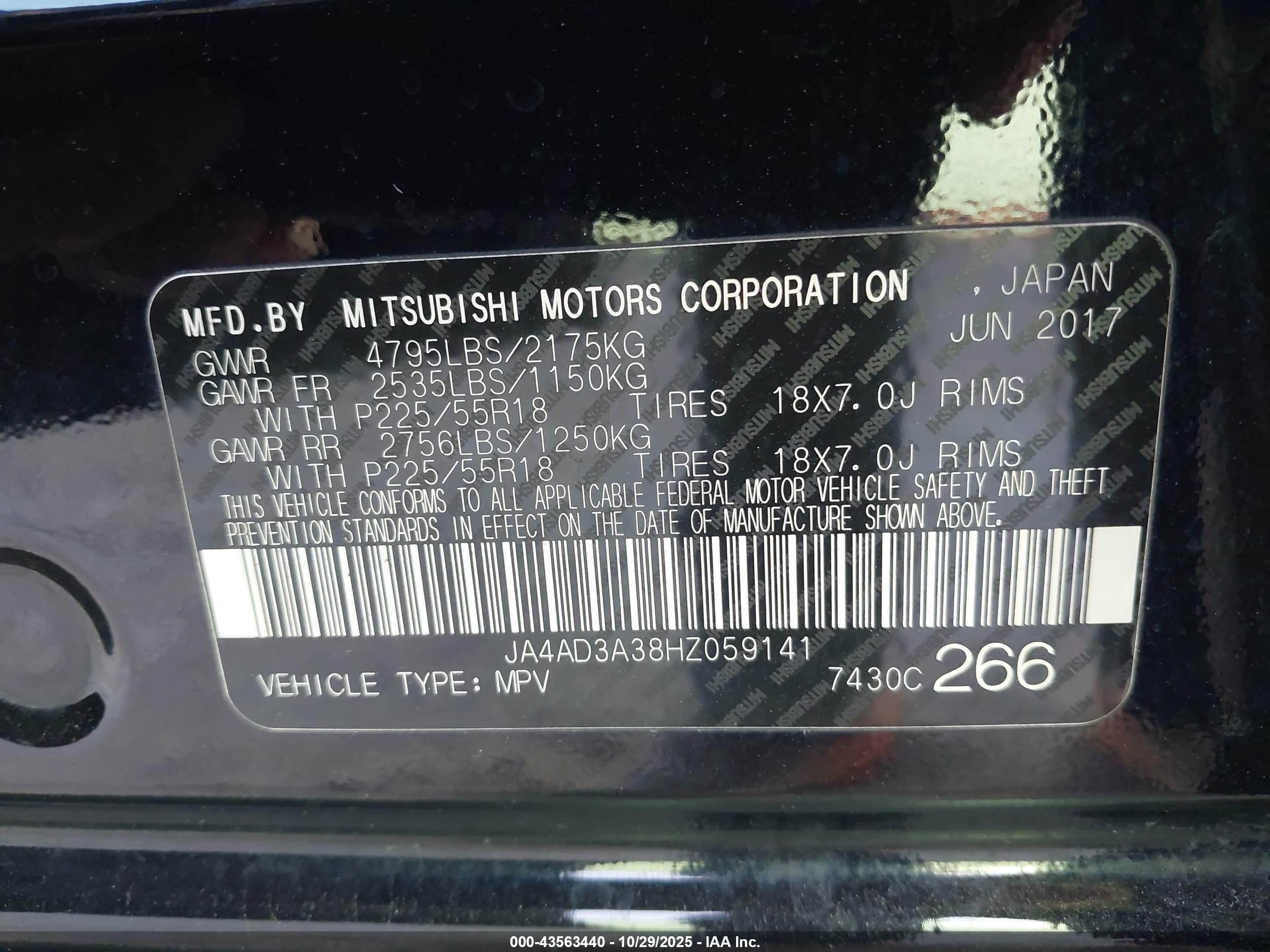 MITSUBISHI OUTLANDER image 9