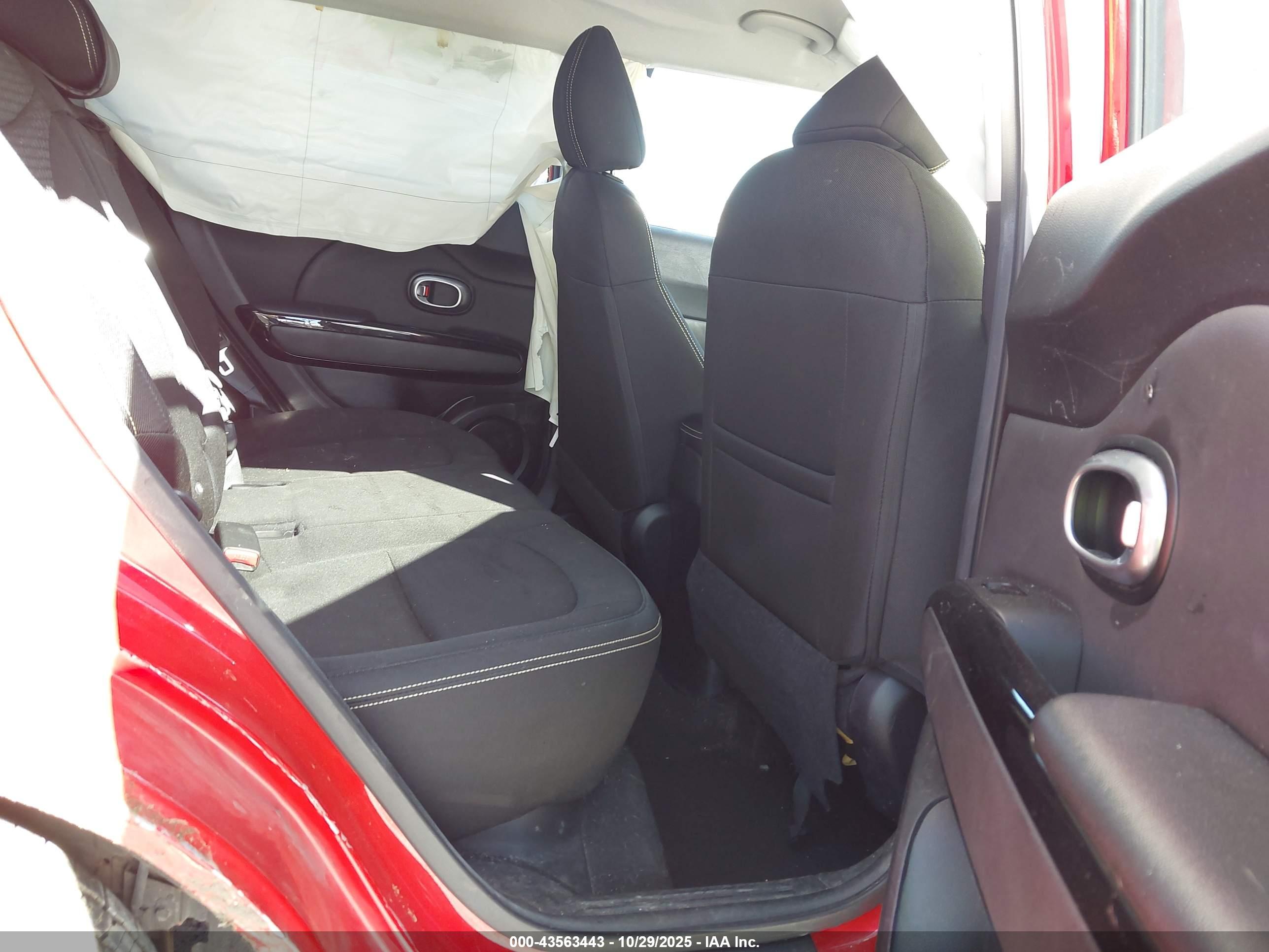 KIA SOUL image 8