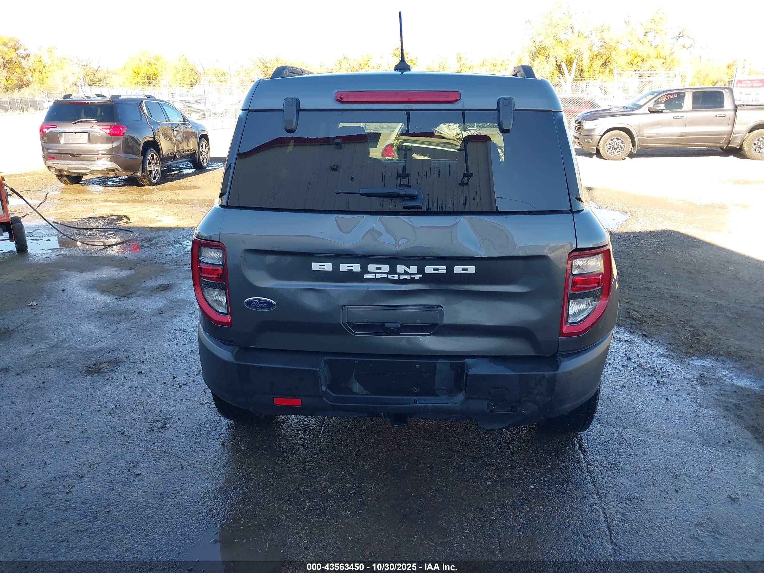 FORD BRONCO image 6