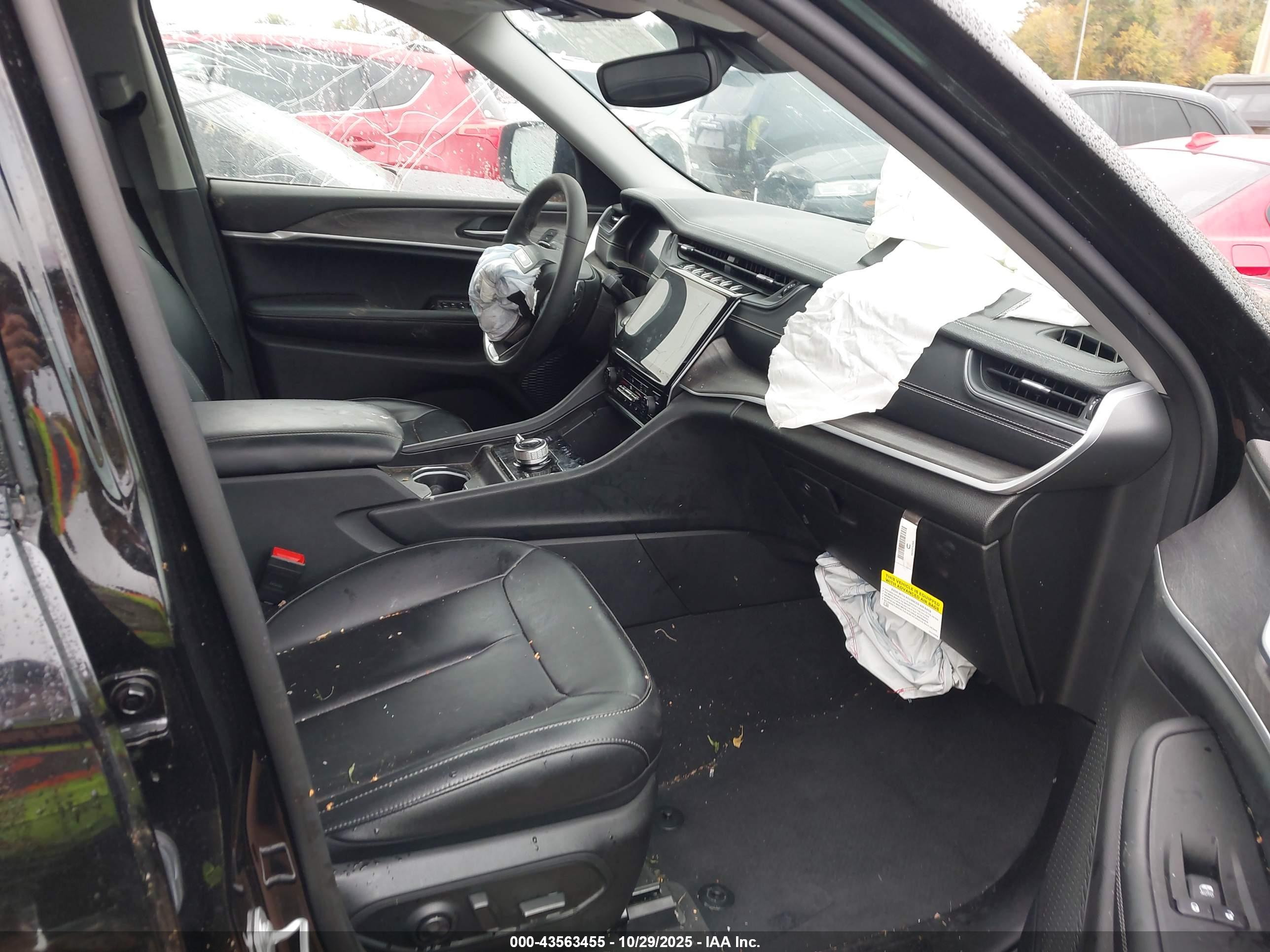 JEEP GRAND image 5