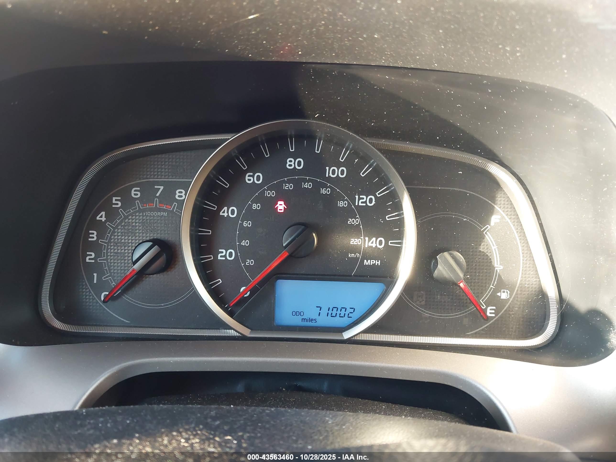 TOYOTA RAV4 image 7