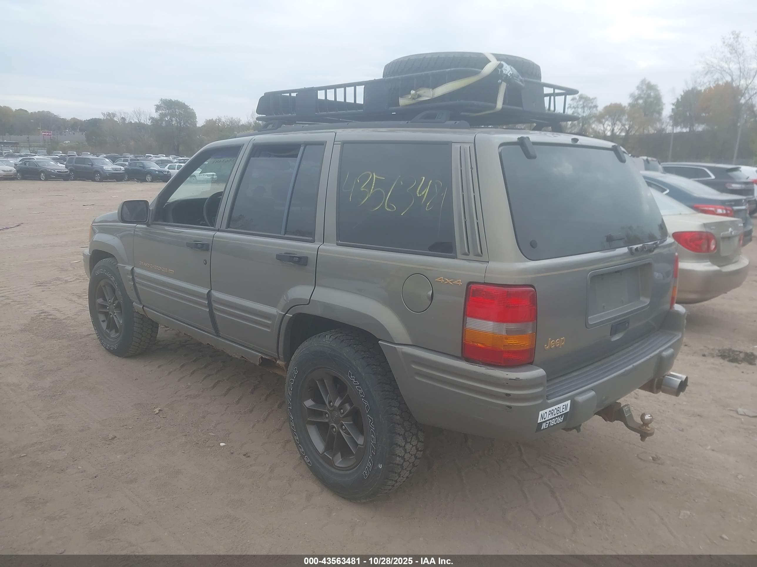 JEEP GRAND image 3
