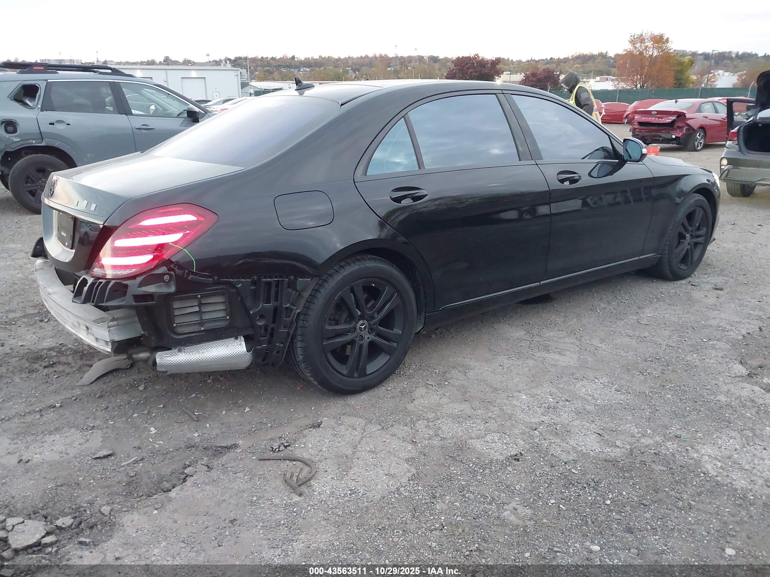 MERCEDES-BENZ S image 4