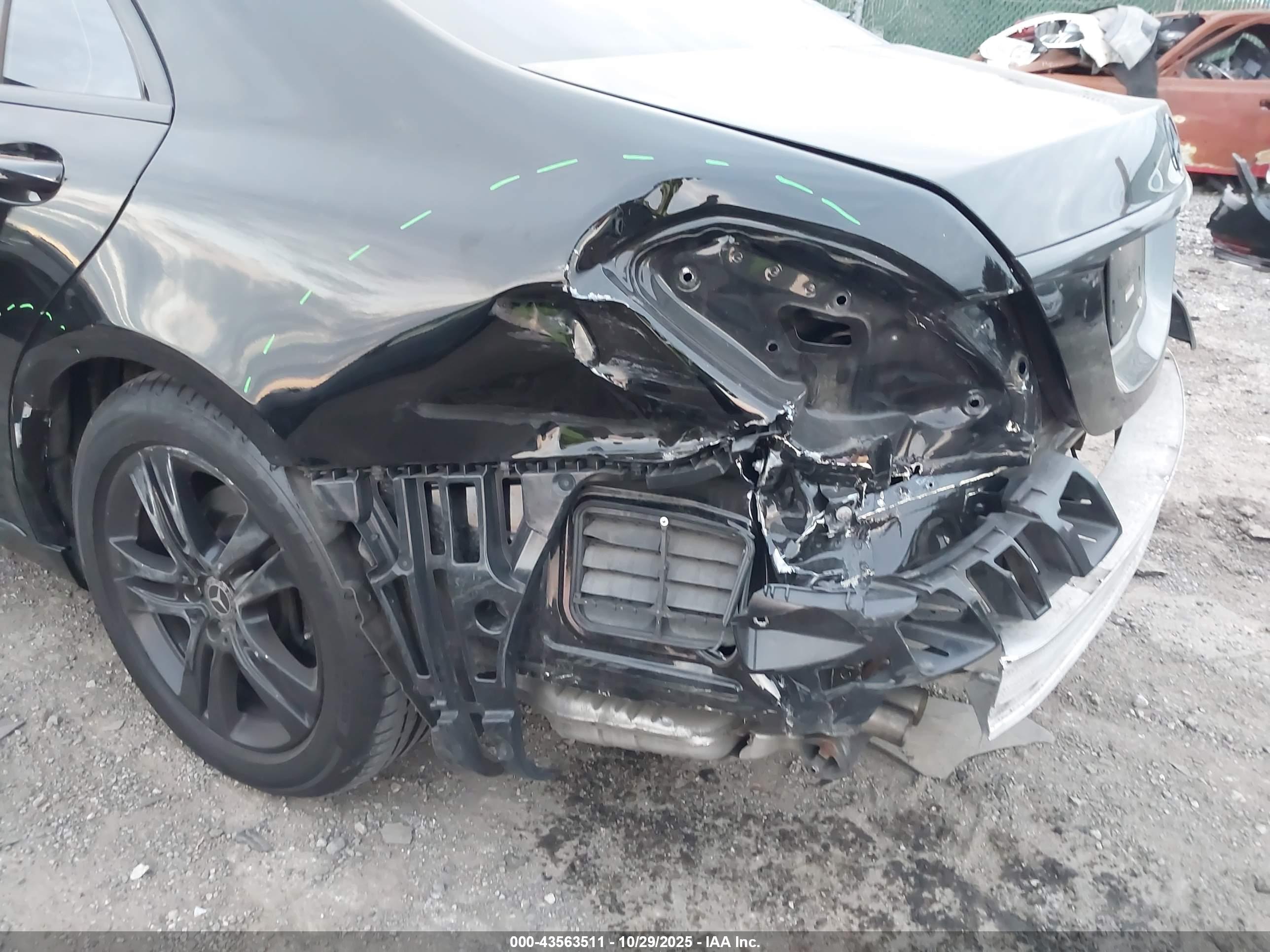 MERCEDES-BENZ S image 6