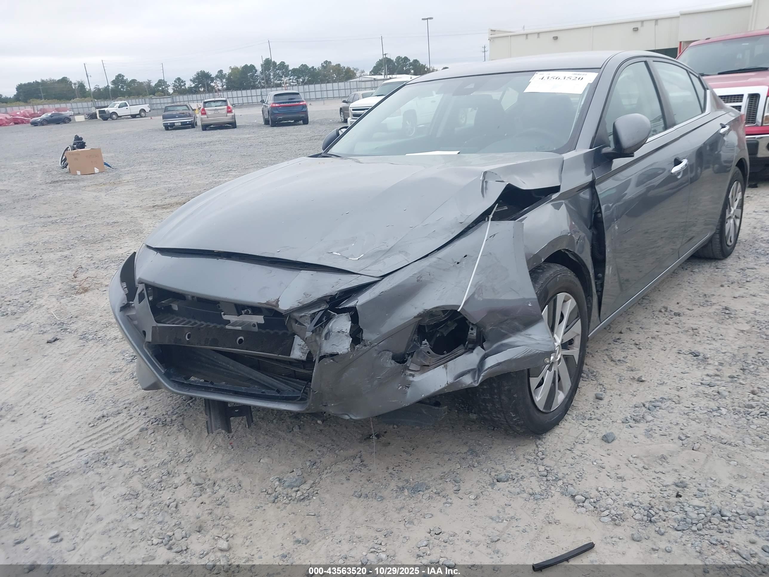 NISSAN ALTIMA image 6
