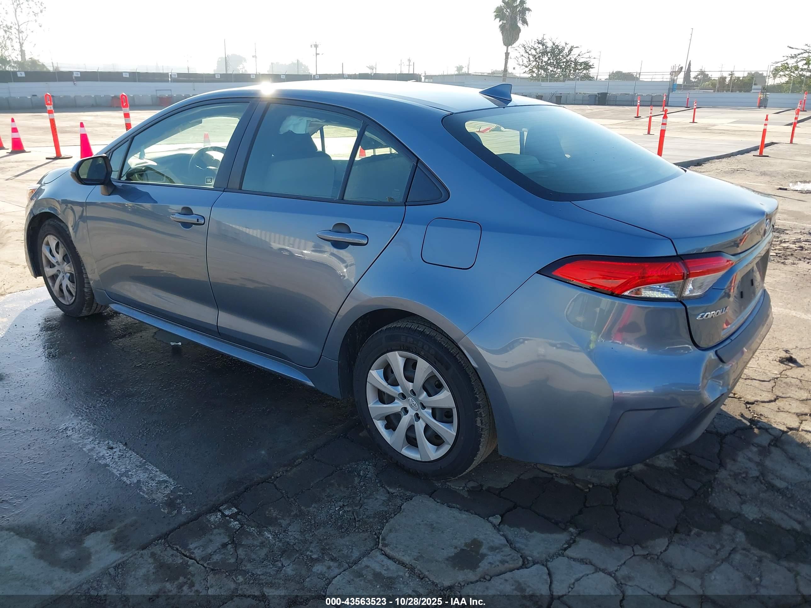 TOYOTA COROLLA image 3