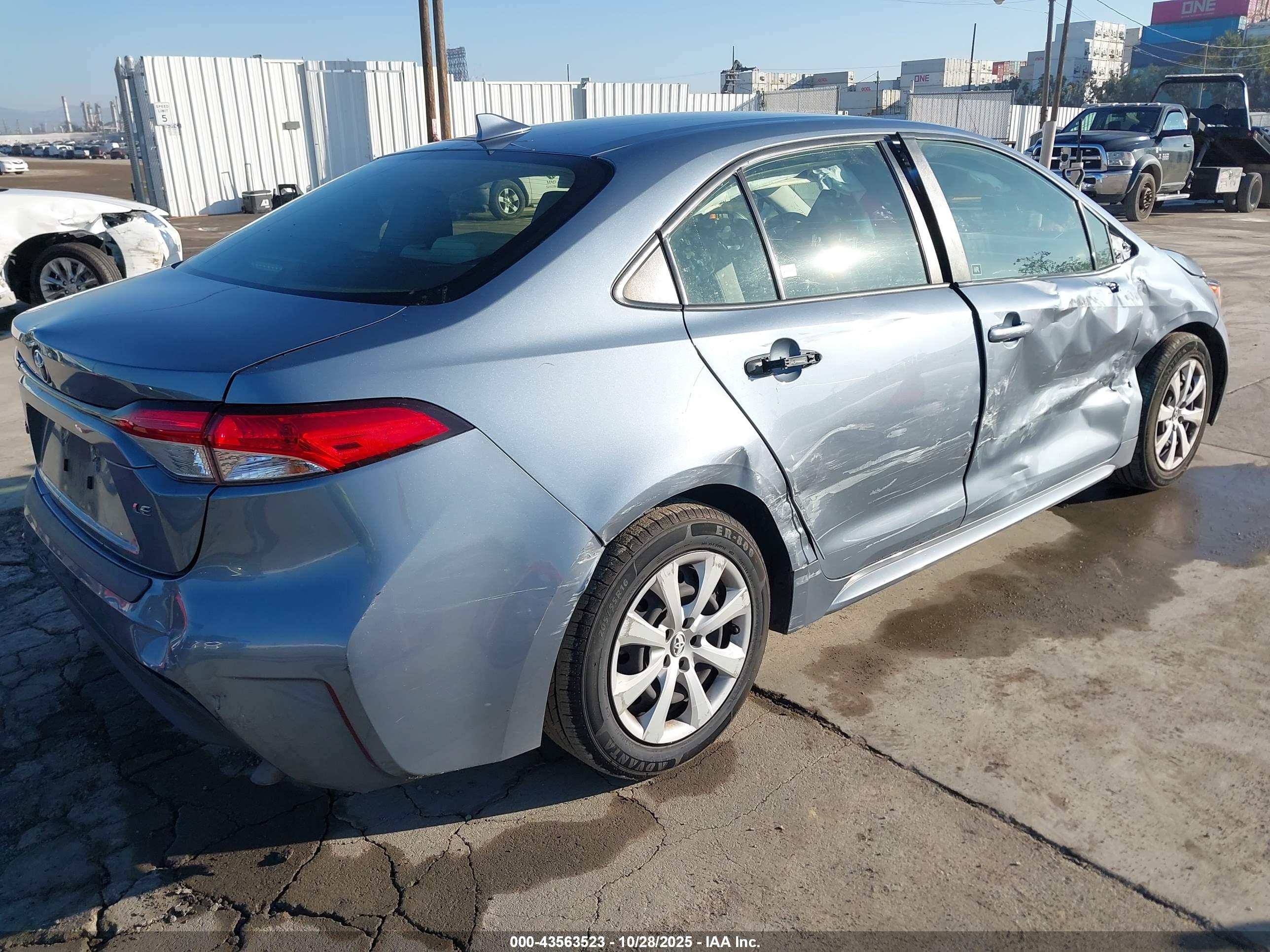 TOYOTA COROLLA image 4