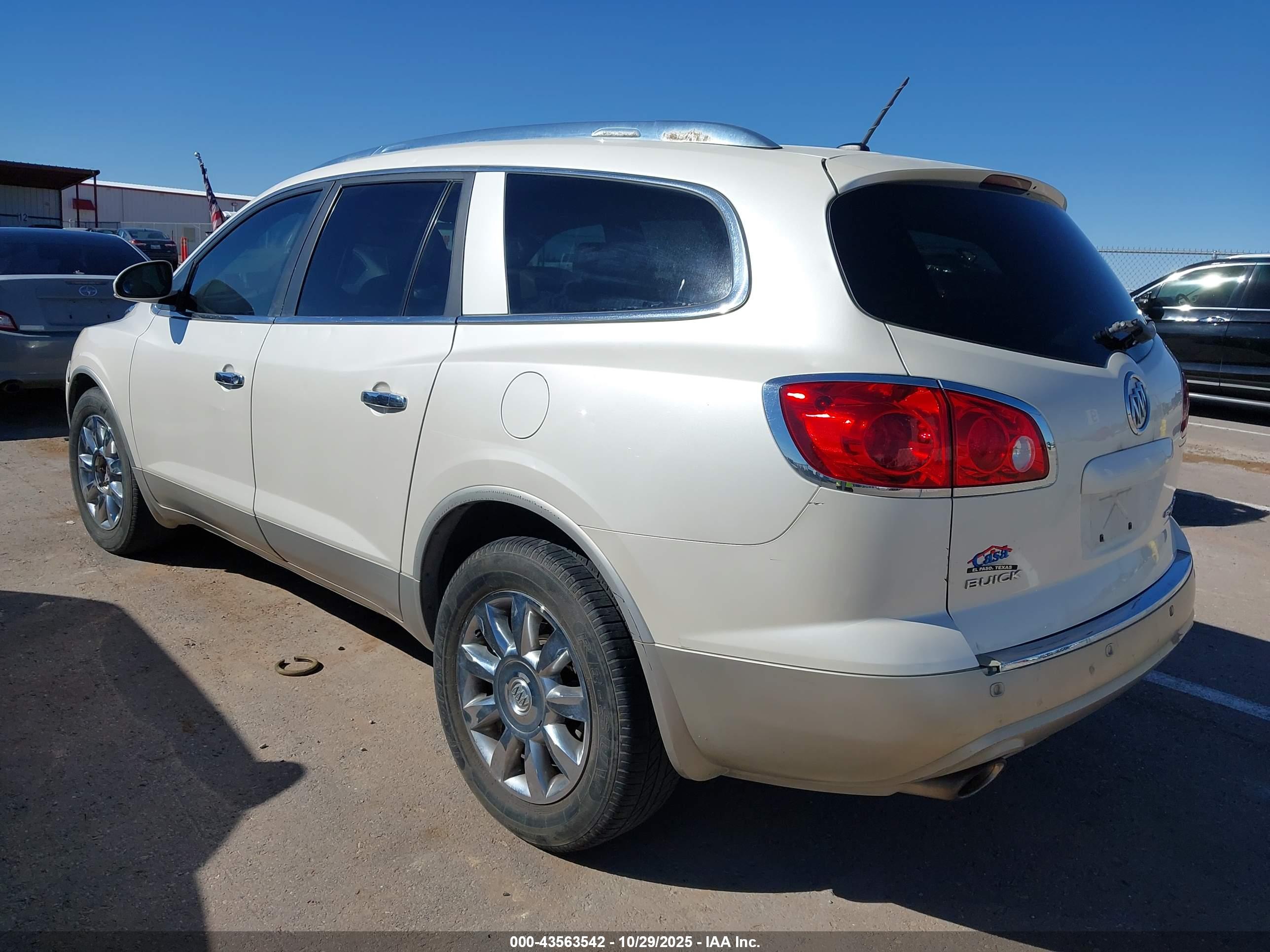 BUICK ENCLAVE image 3