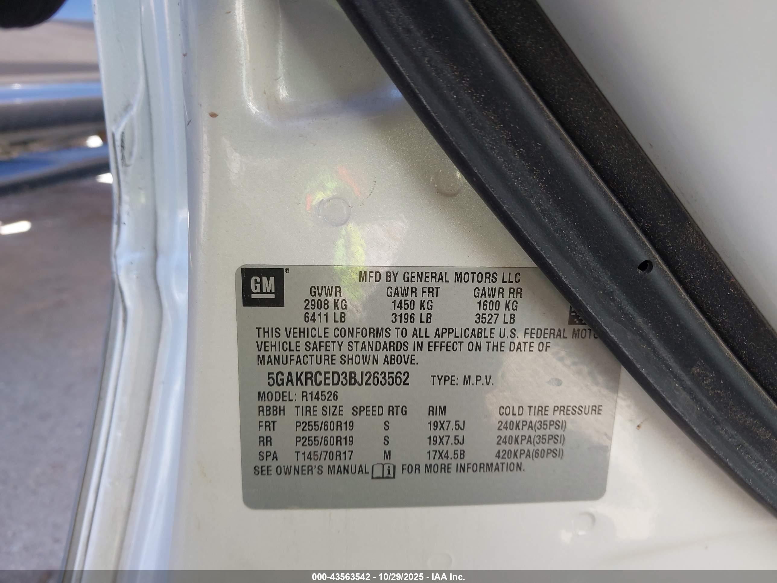 BUICK ENCLAVE image 9