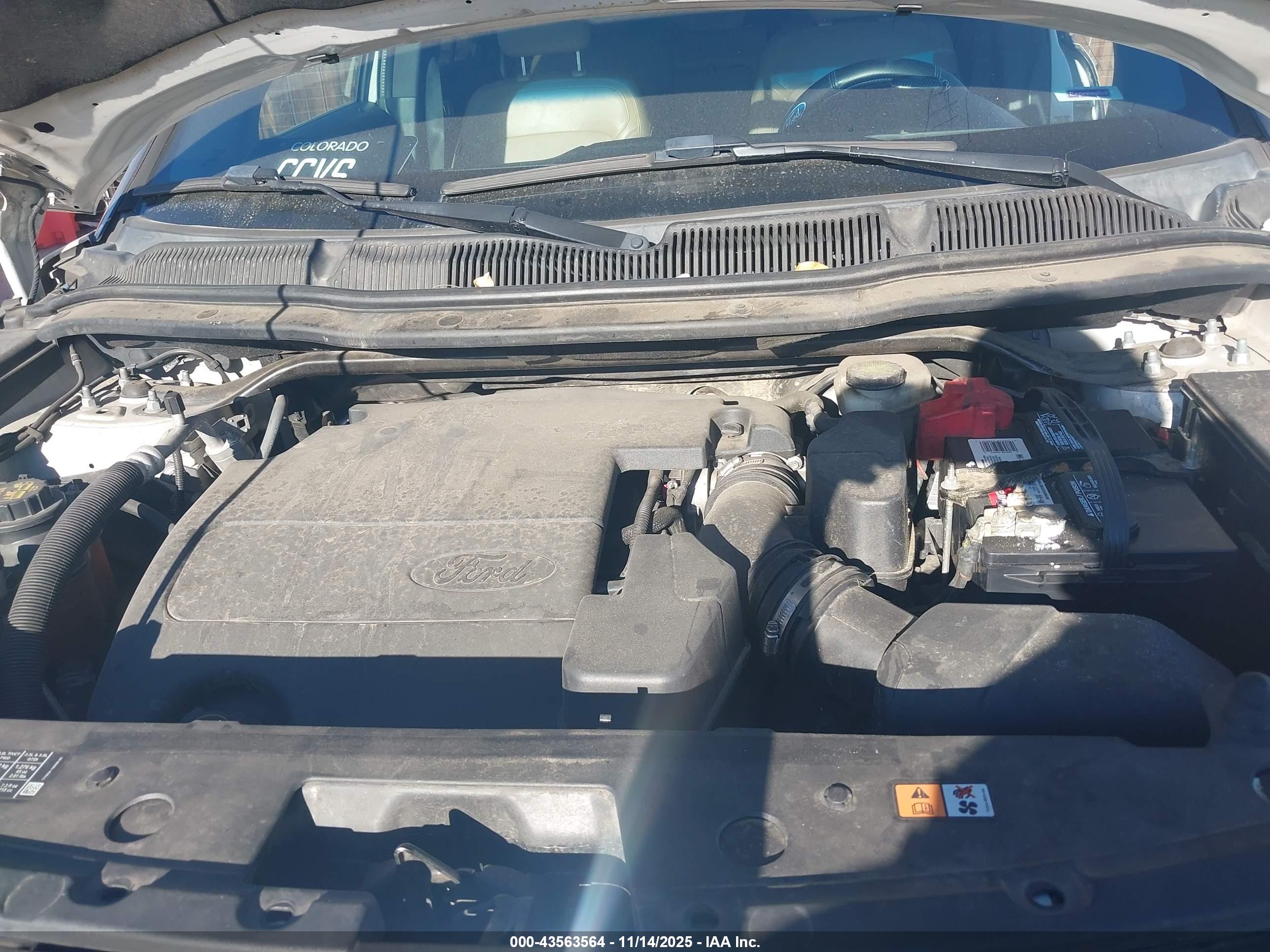 FORD EXPLORER image 10