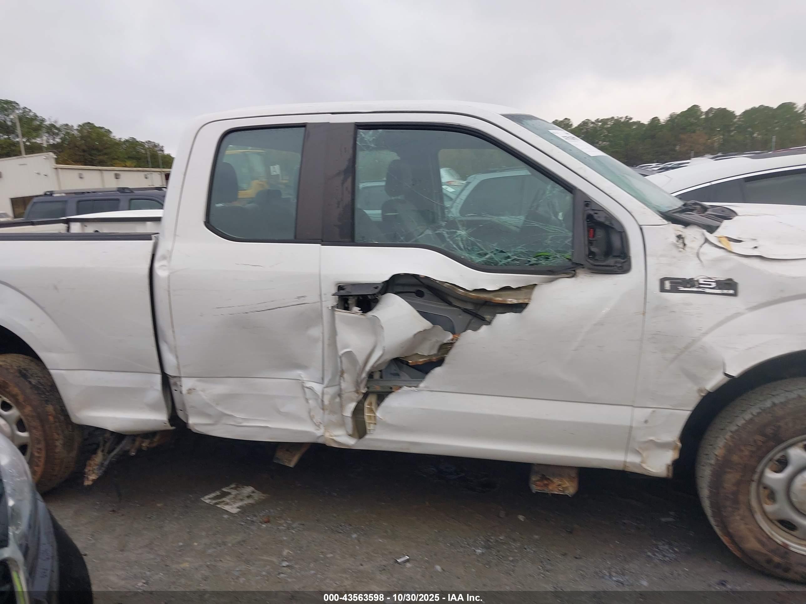 FORD F-150 image 6