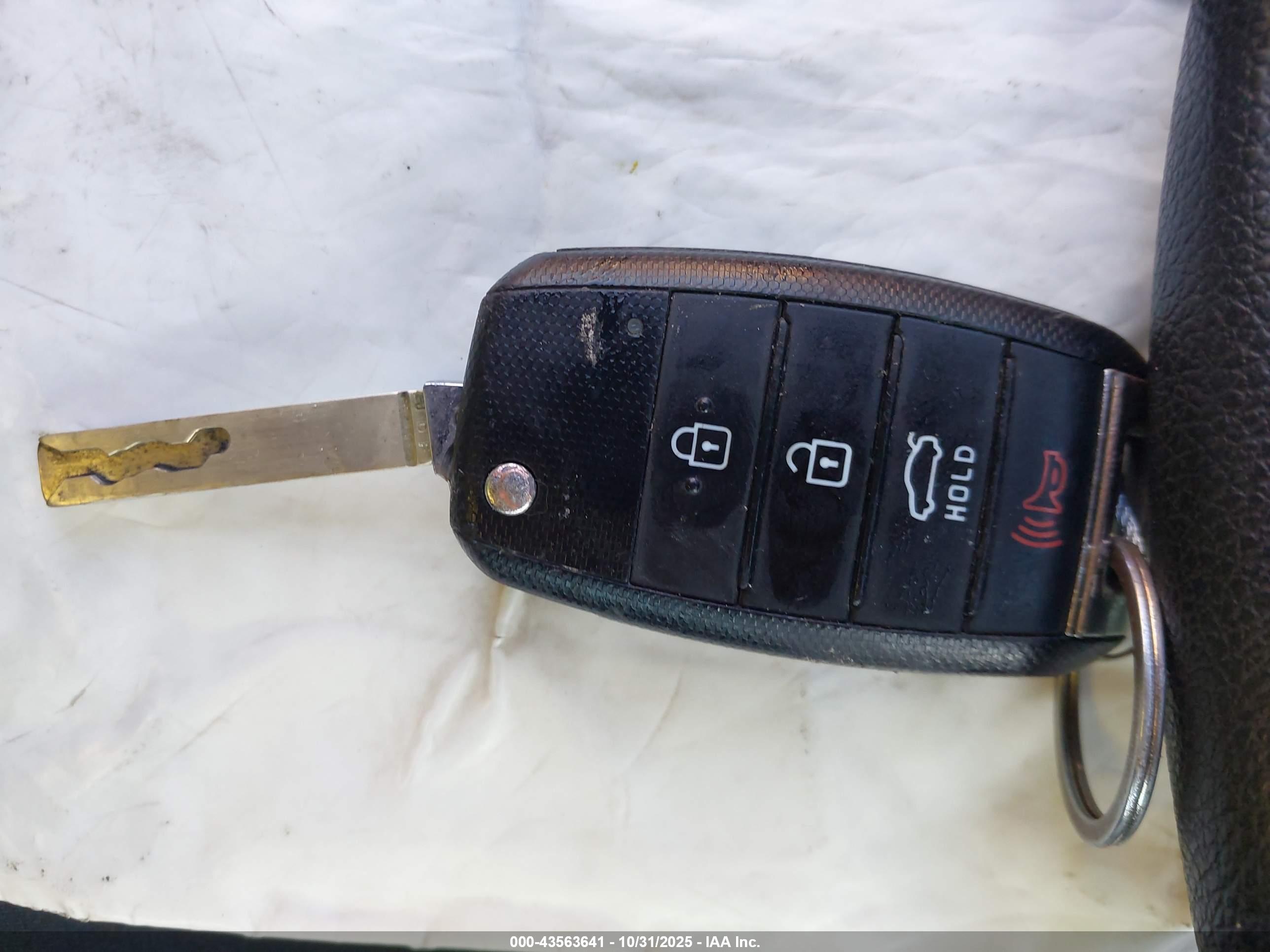 KIA OPTIMA image 11