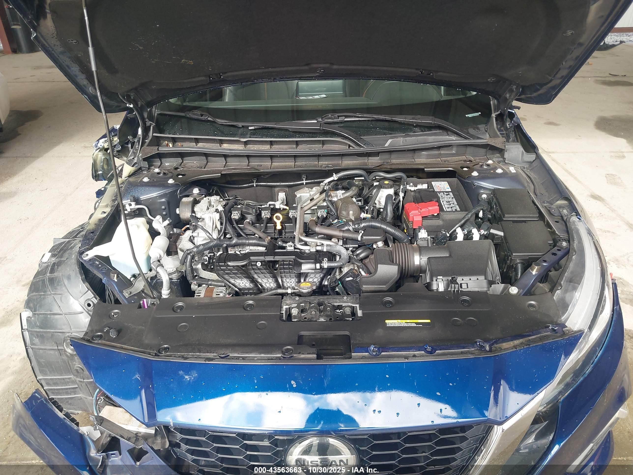 NISSAN ALTIMA image 10